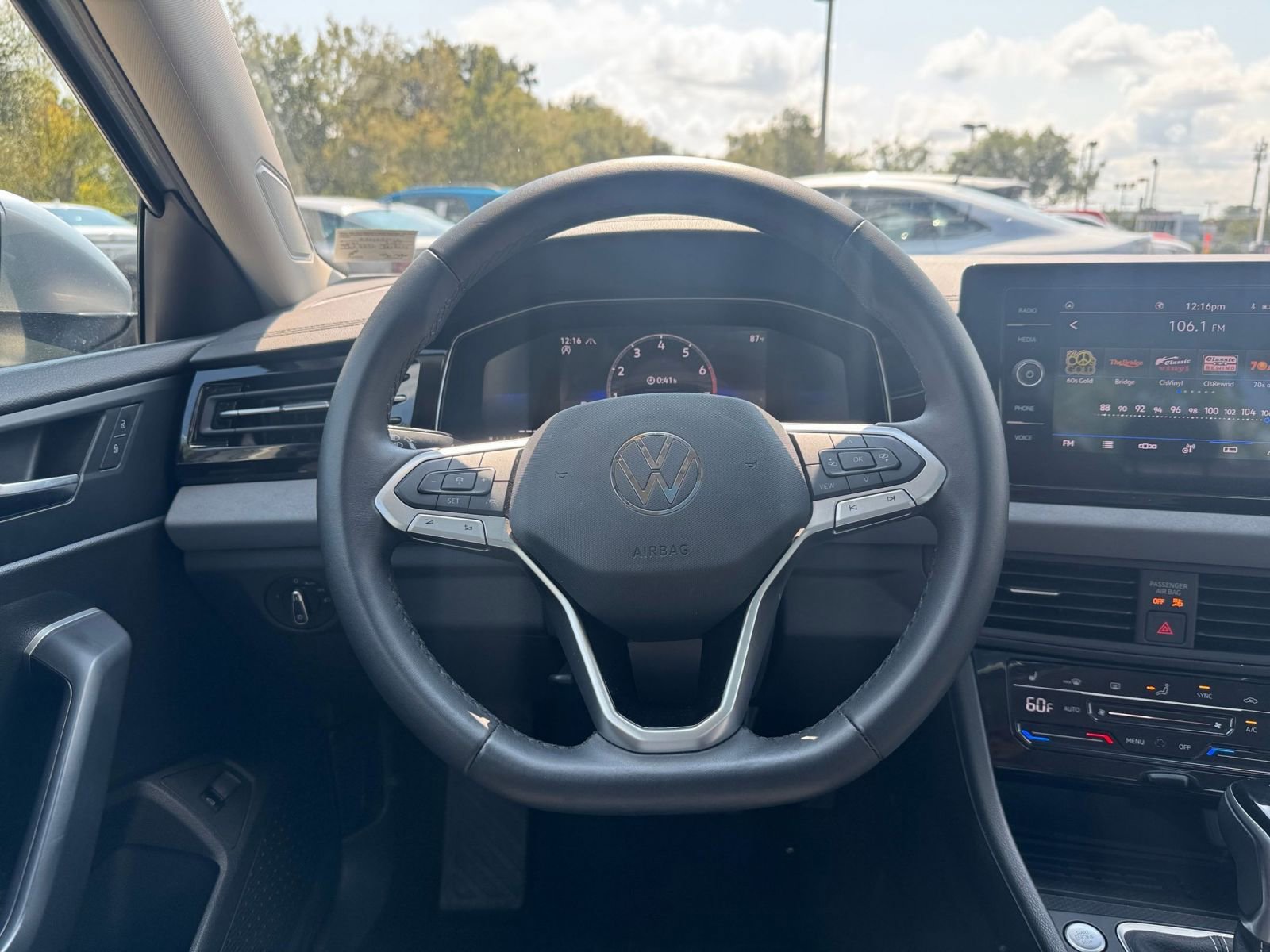 Thumbnail: 2025 Volkswagen Jetta - 27