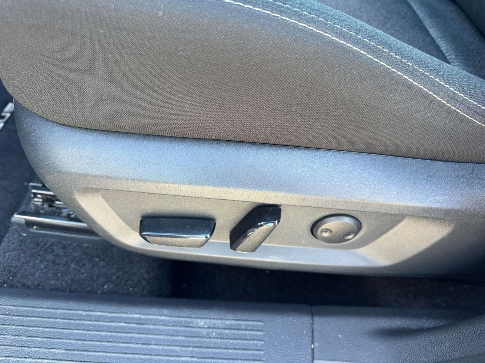 Thumbnail: 2025 Nissan Rogue - 22