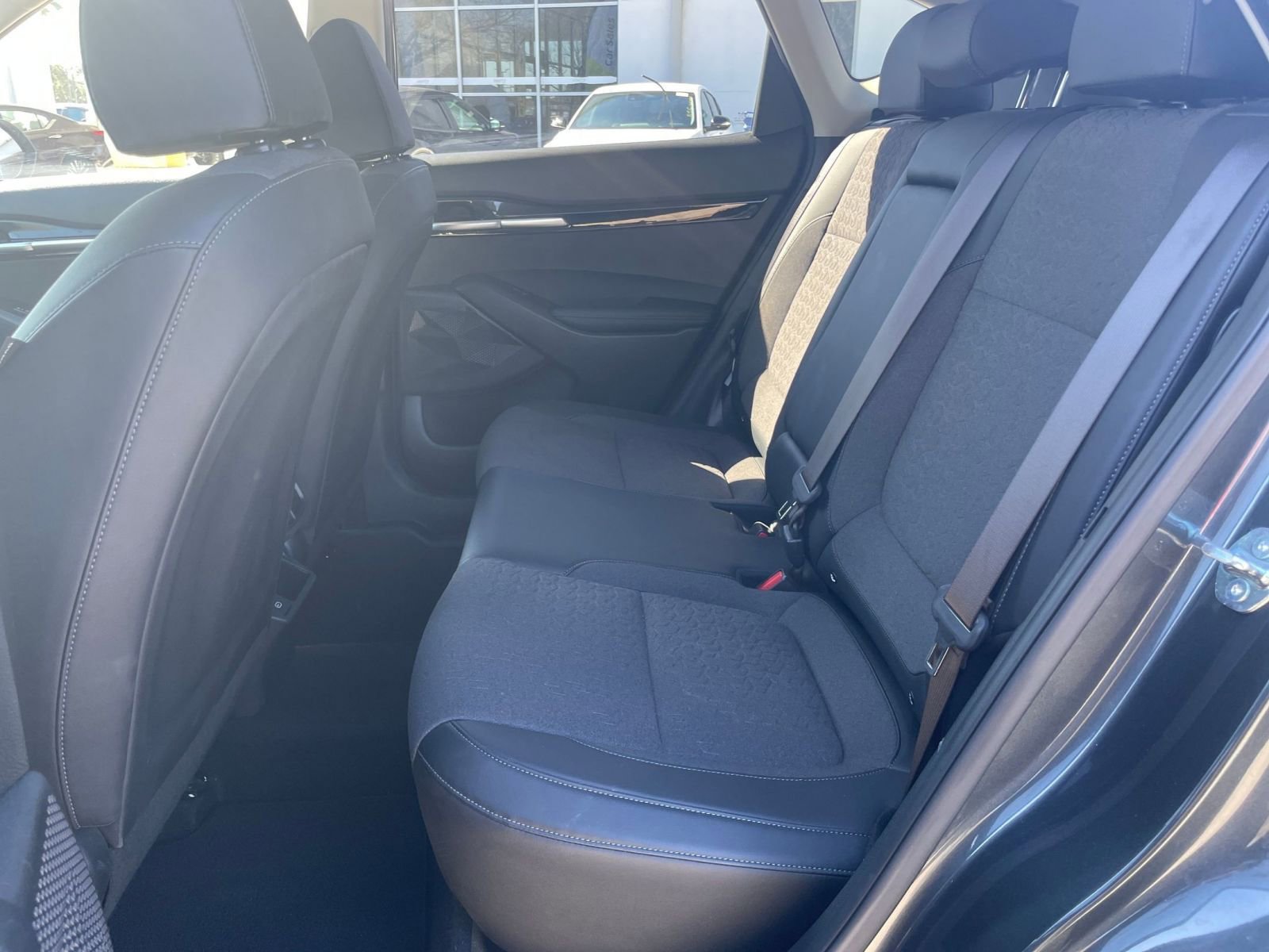 Thumbnail: 2025 Kia Seltos - 27