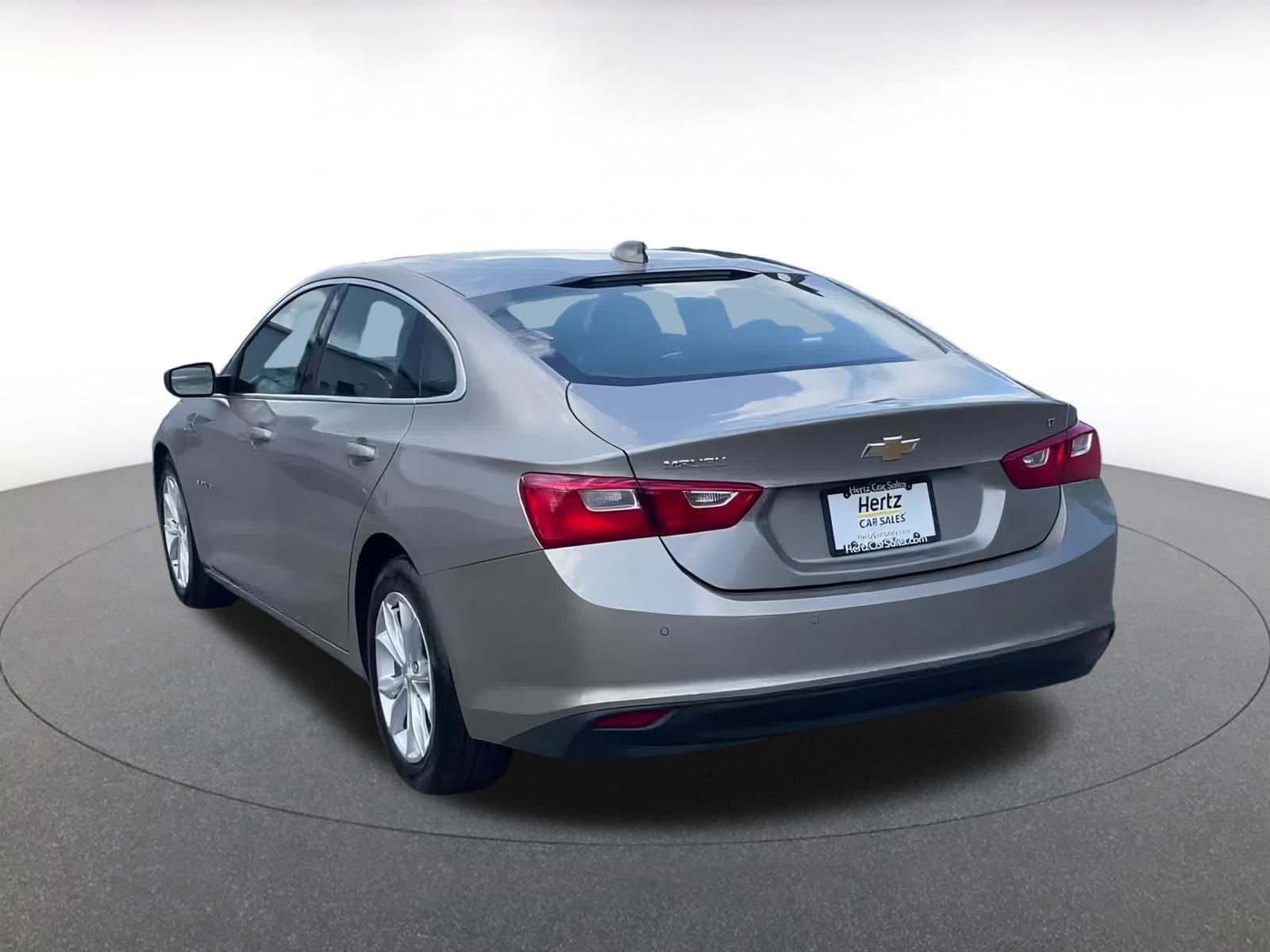 Thumbnail: 2024 Chevrolet Malibu - 16