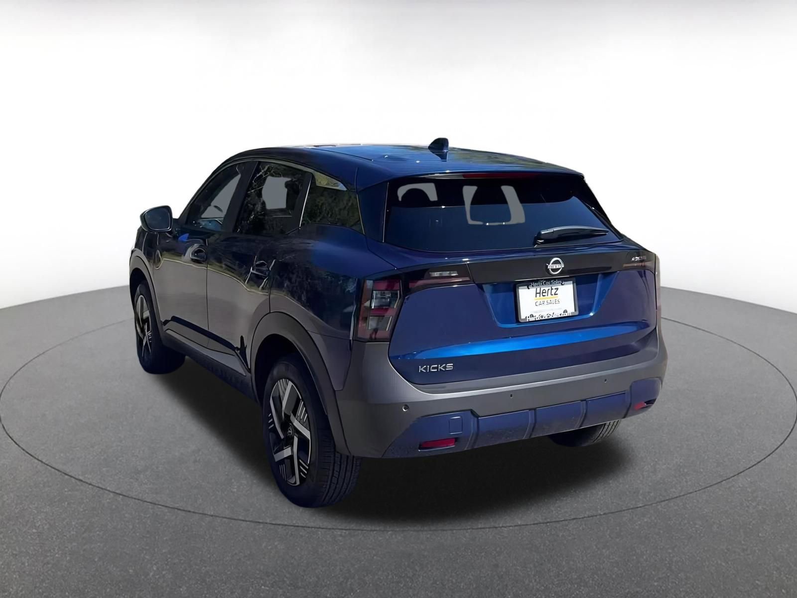 Thumbnail: 2025 Nissan Kicks - 10