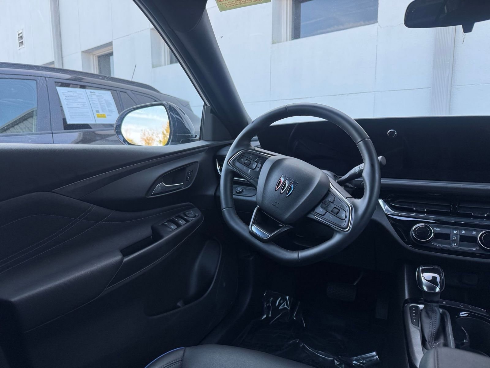 Thumbnail: 2025 Buick Envista - 32