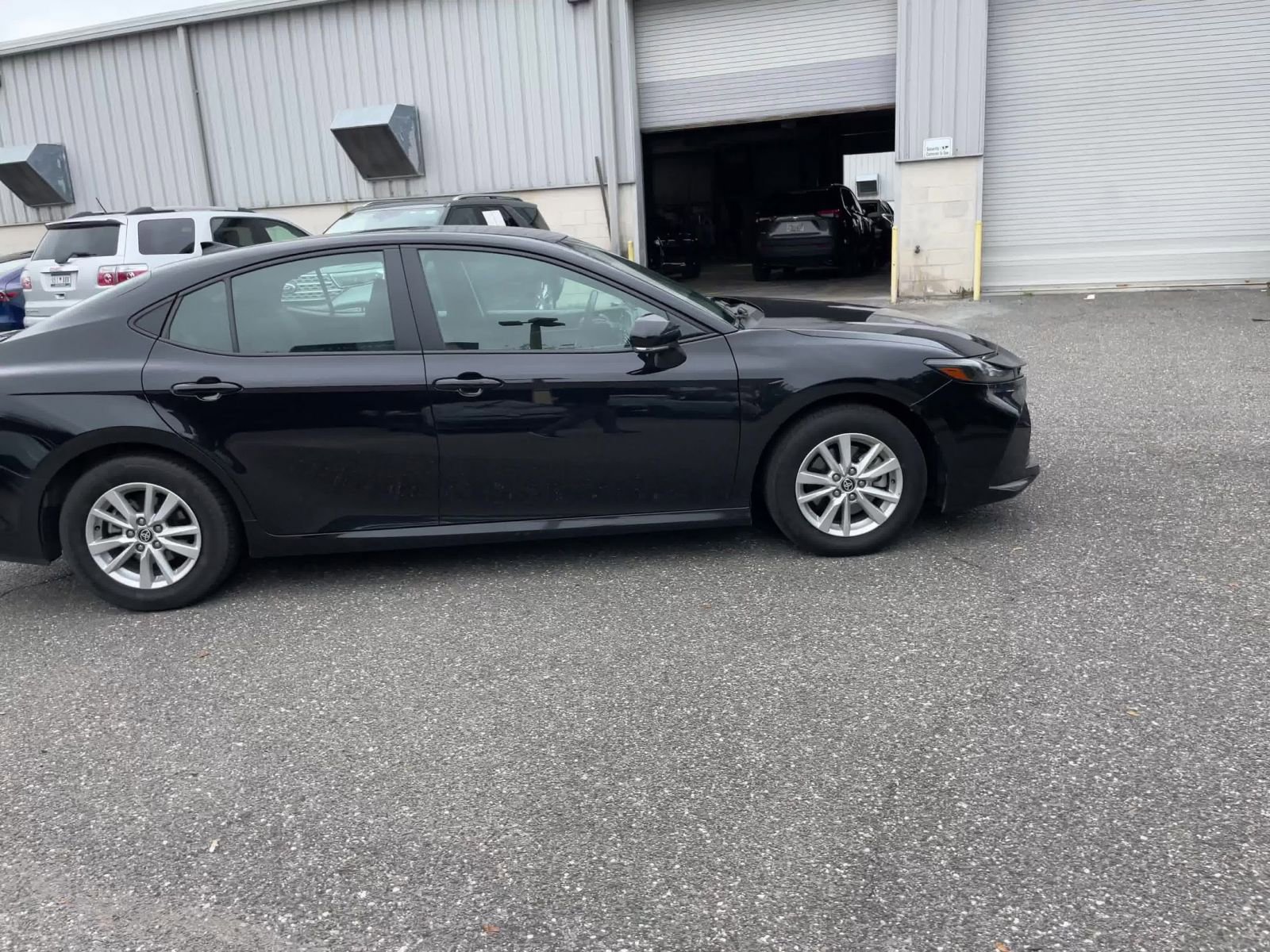 Thumbnail: 2025 Toyota Camry - 16