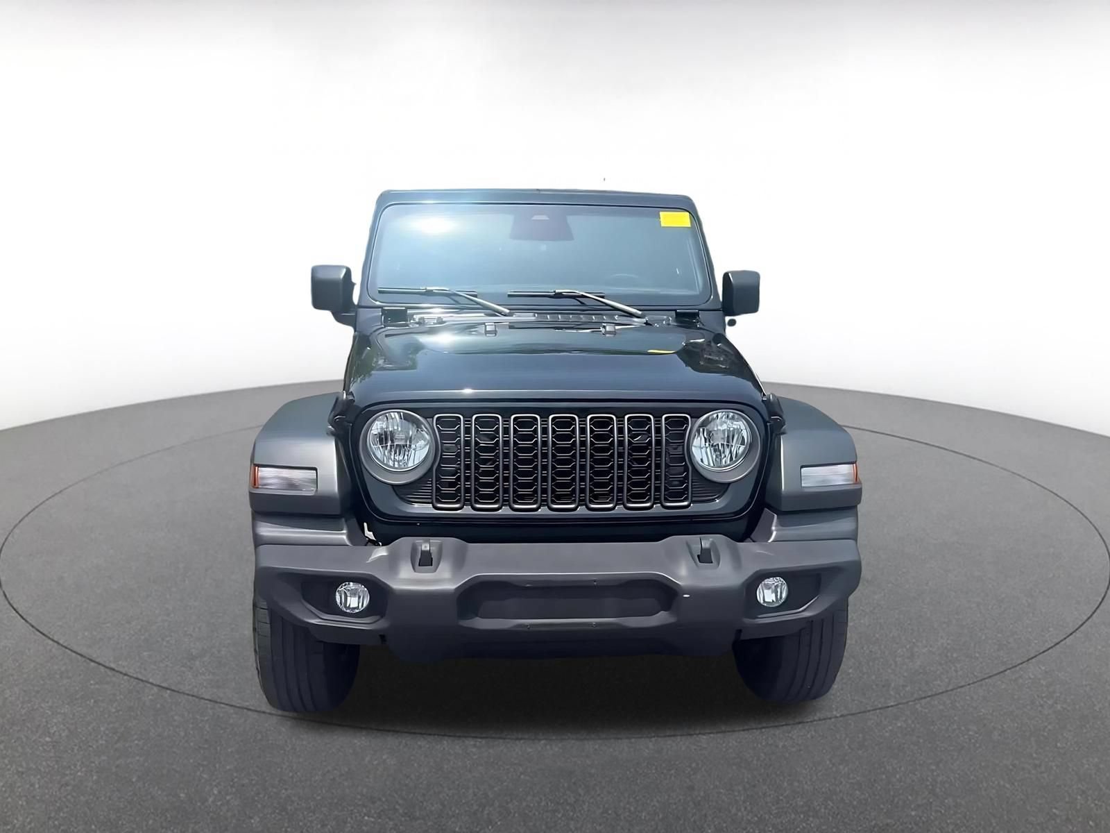 Thumbnail: 2025 Jeep Wrangler - 3