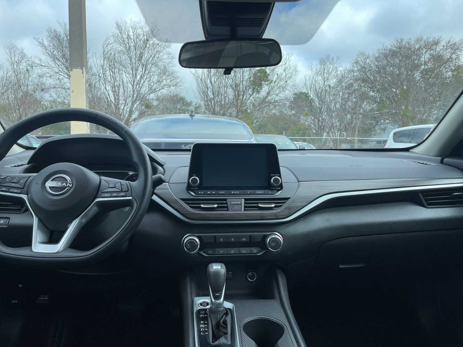 Thumbnail: 2025 Nissan Altima - 17