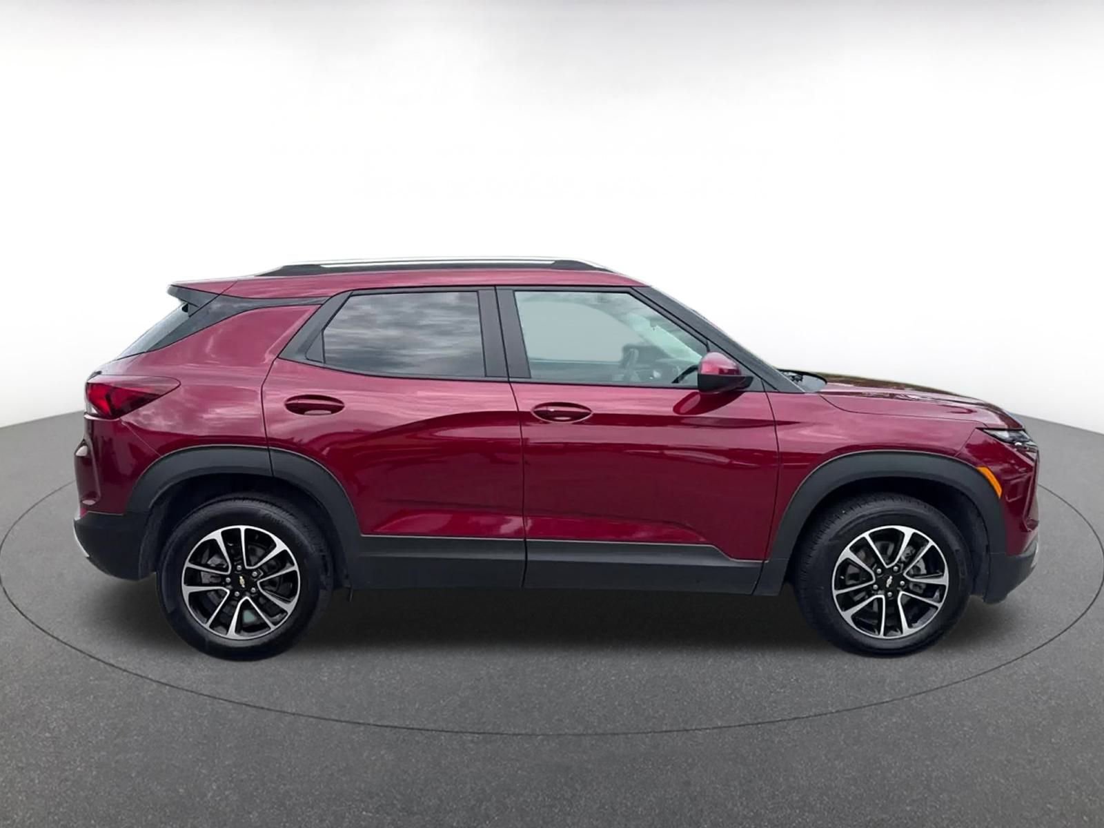 Thumbnail: 2024 Chevrolet TrailBlazer - 16