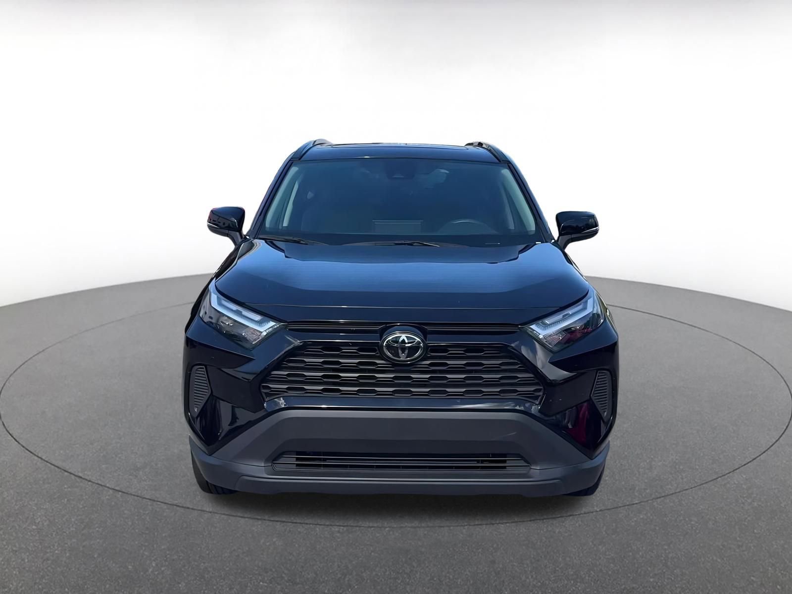 Thumbnail: 2025 Toyota RAV4 - 3