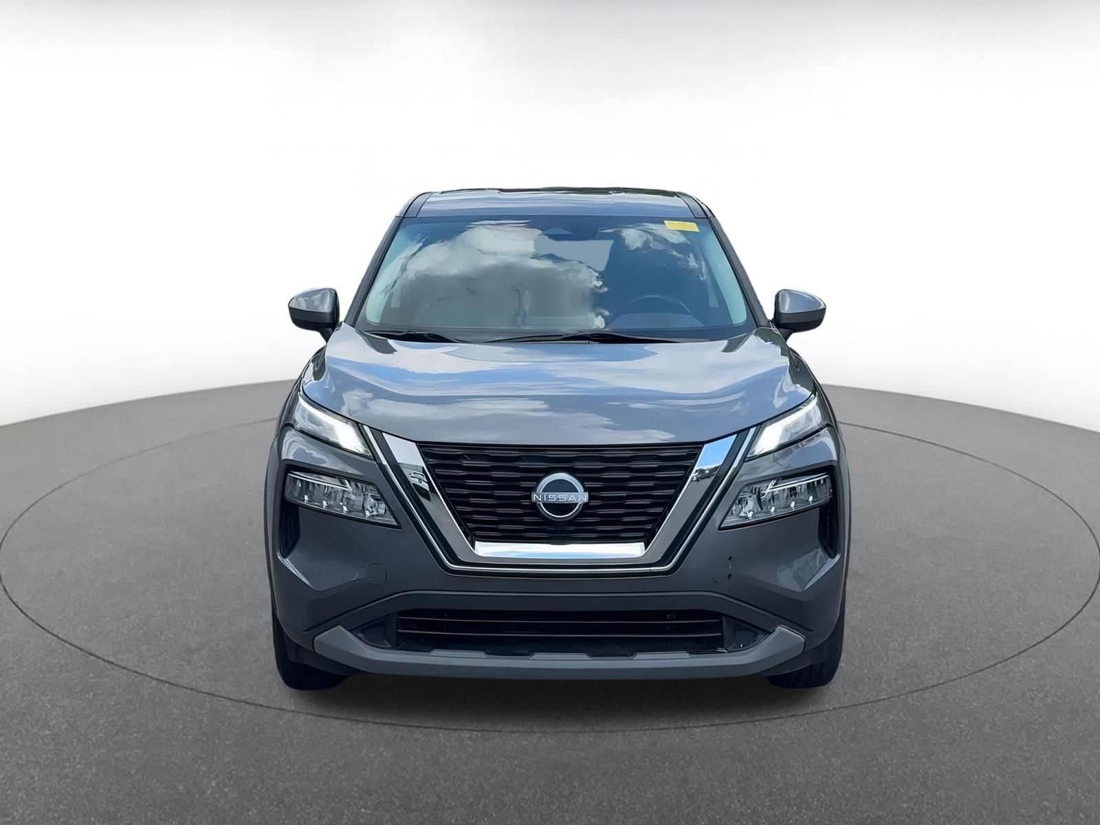 Thumbnail: 2023 Nissan Rogue - 3