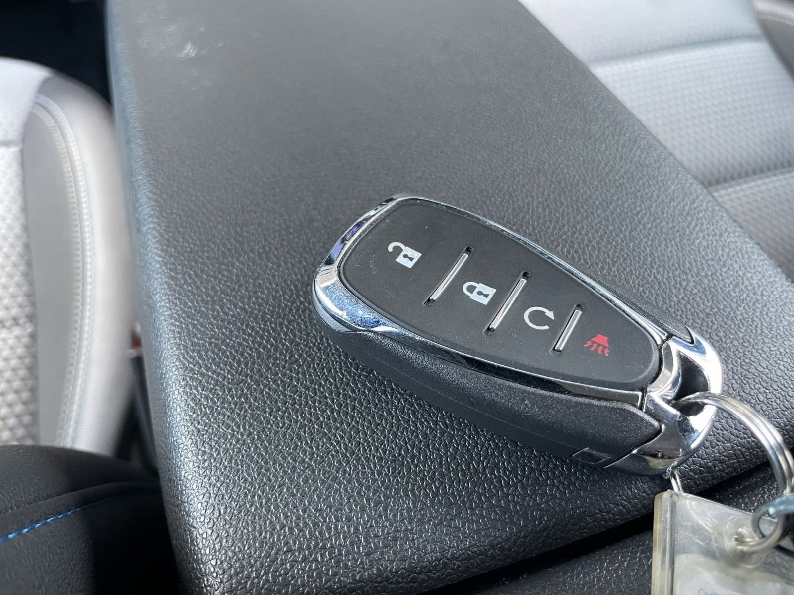 Thumbnail: 2025 Chevrolet Trax - 21