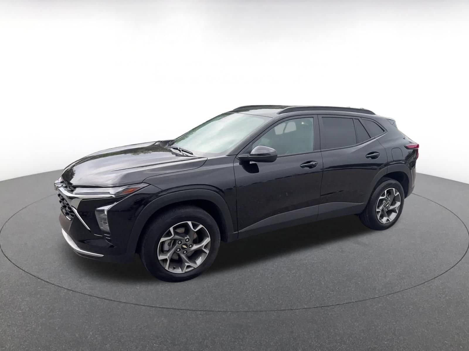 Thumbnail: 2025 Chevrolet Trax - 7