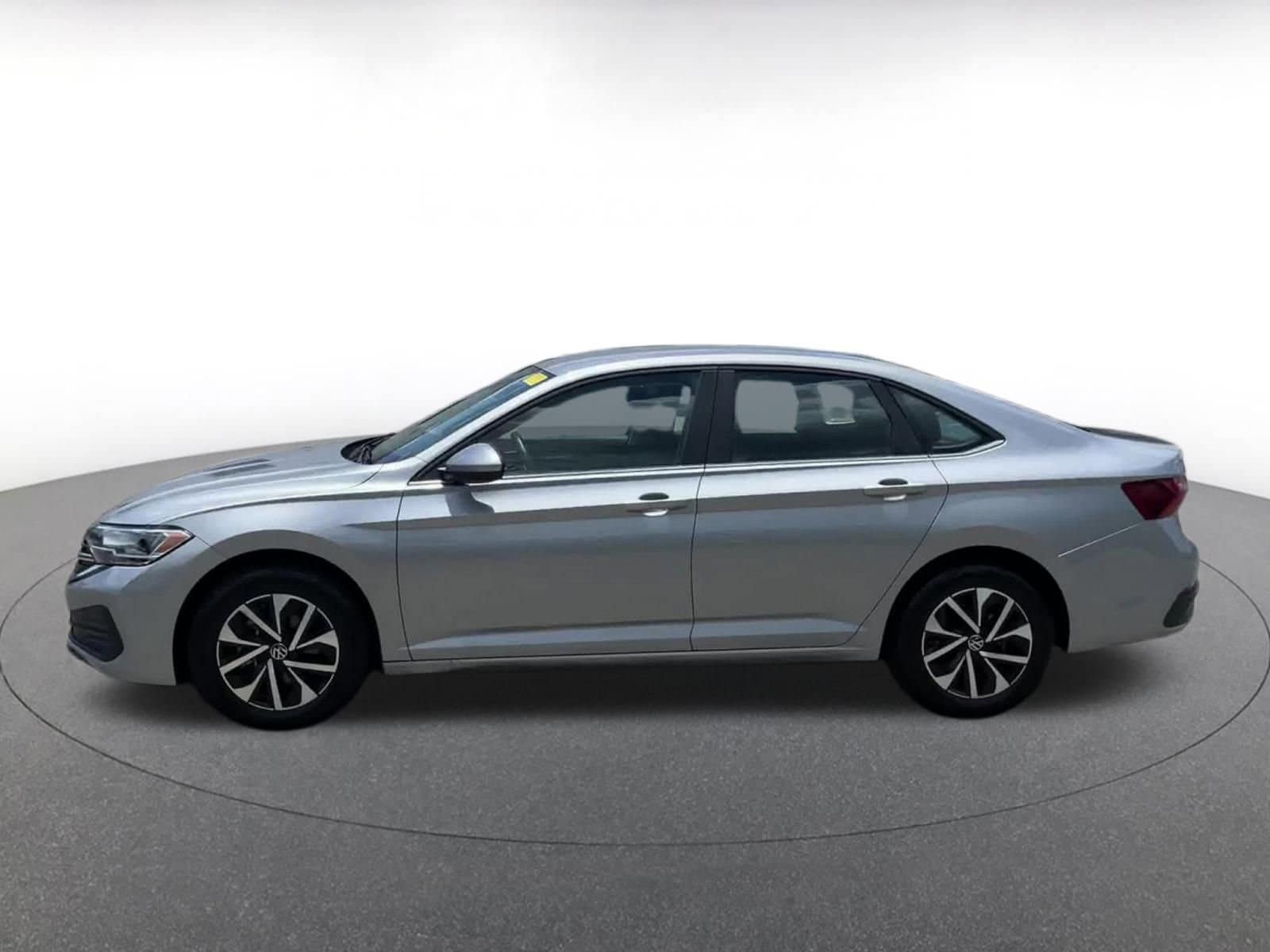 Thumbnail: 2024 Volkswagen Jetta - 7