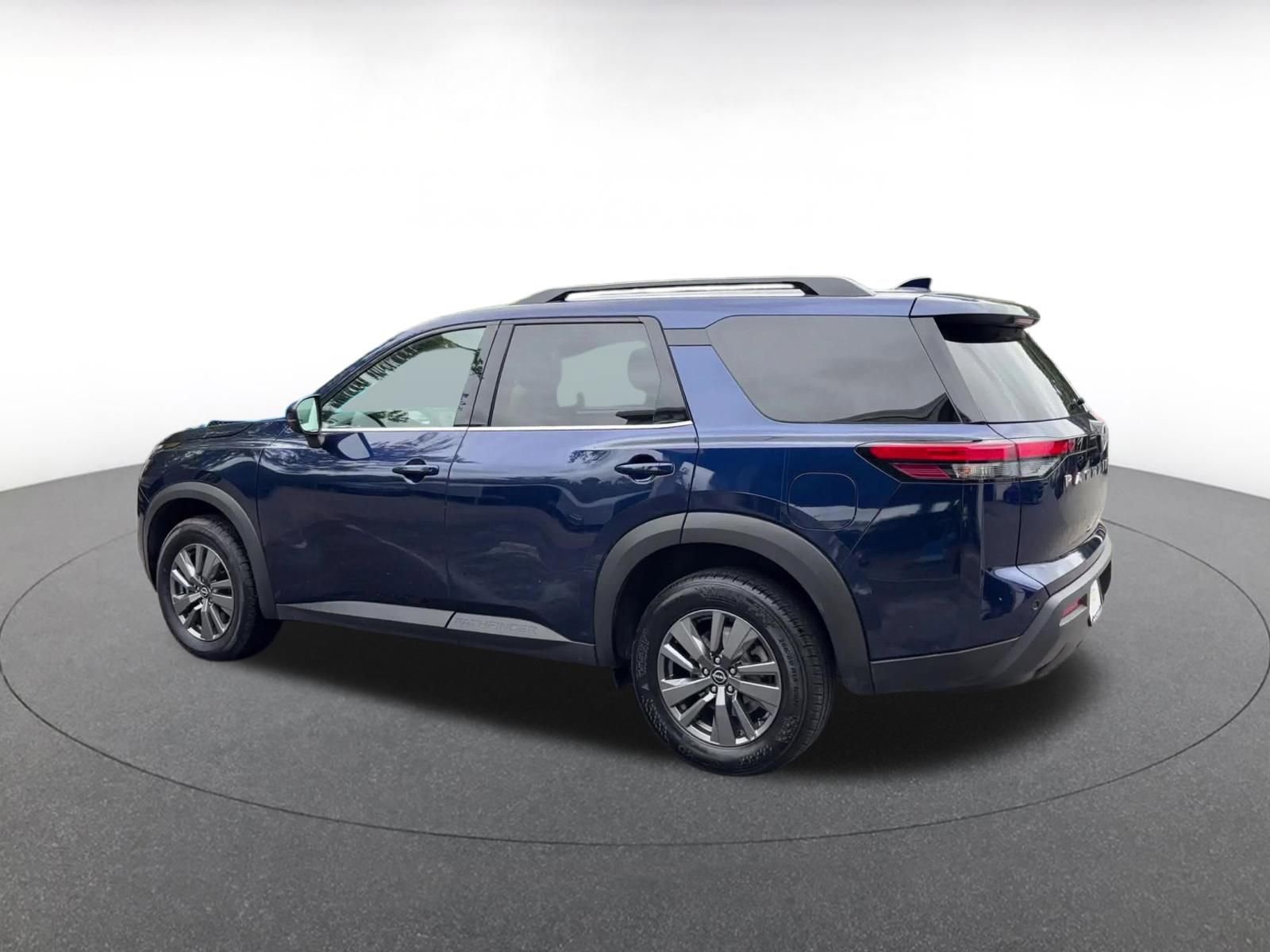 Thumbnail: 2025 Nissan Pathfinder - 9