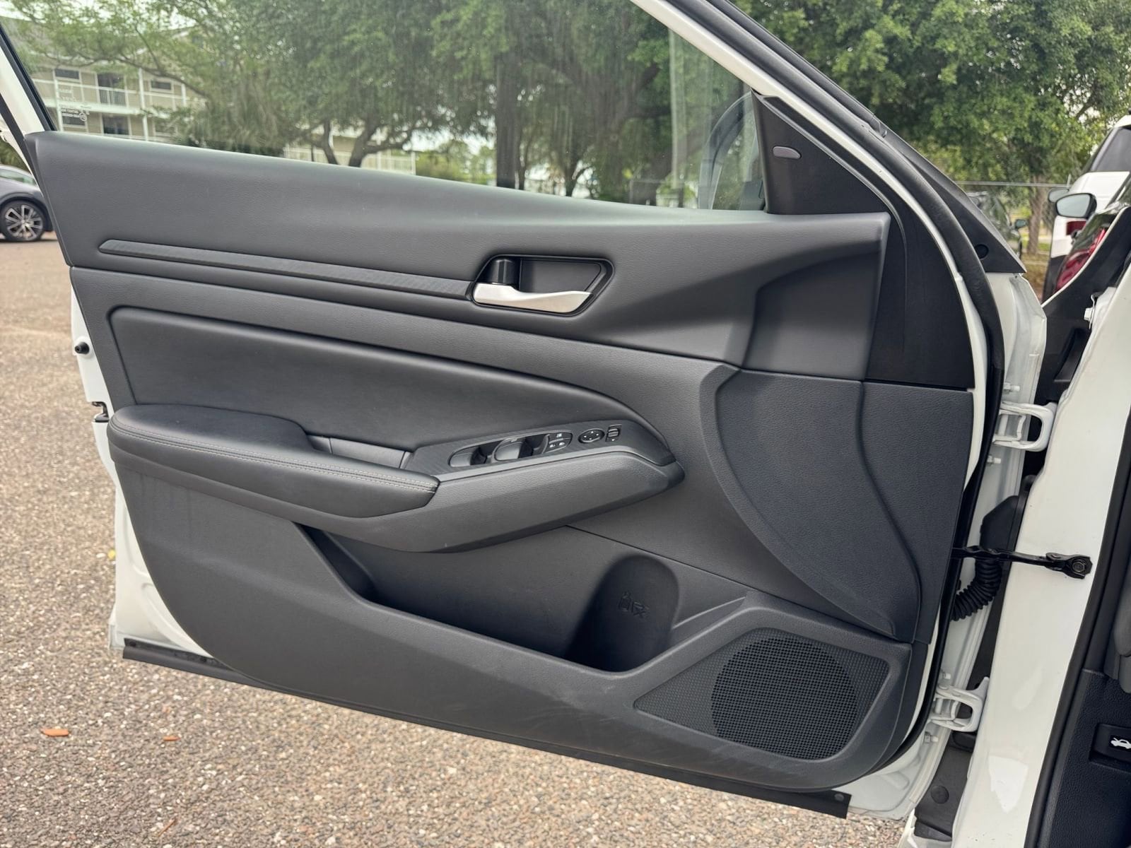 Thumbnail: 2025 Nissan Altima - 18