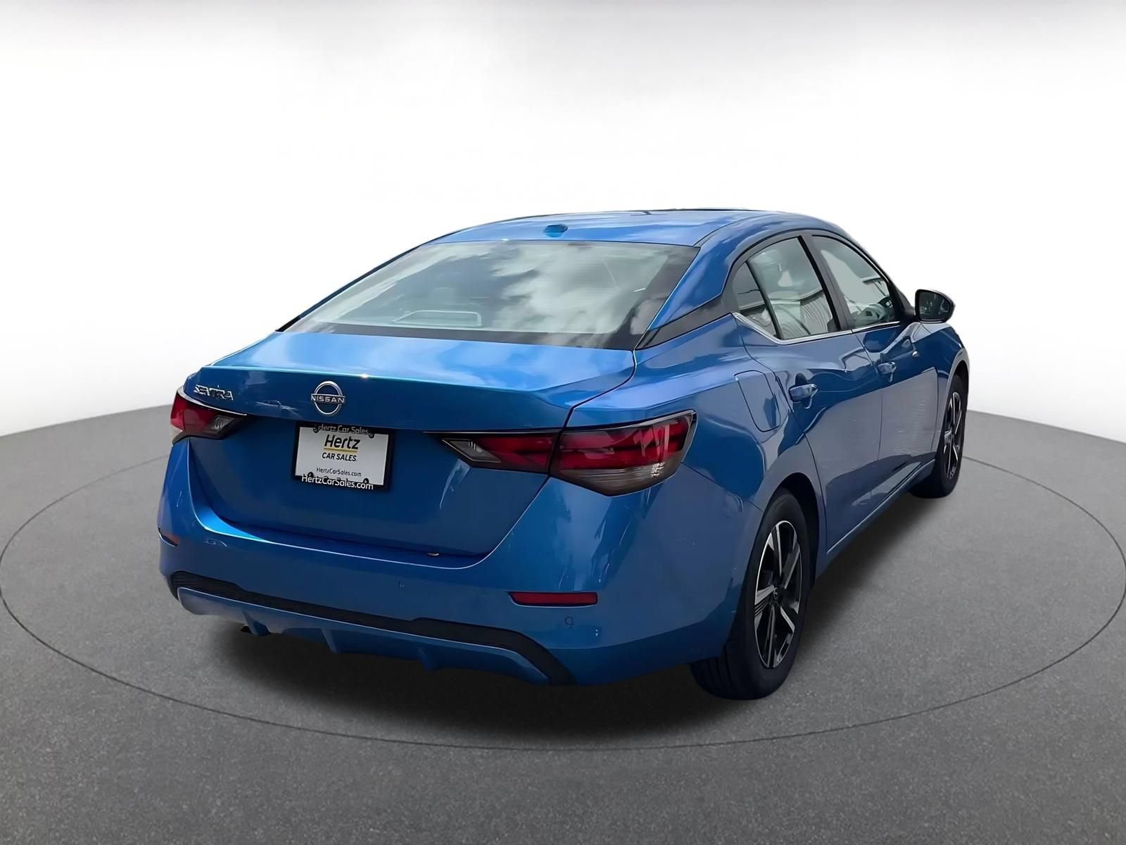 Thumbnail: 2025 Nissan Sentra - 10