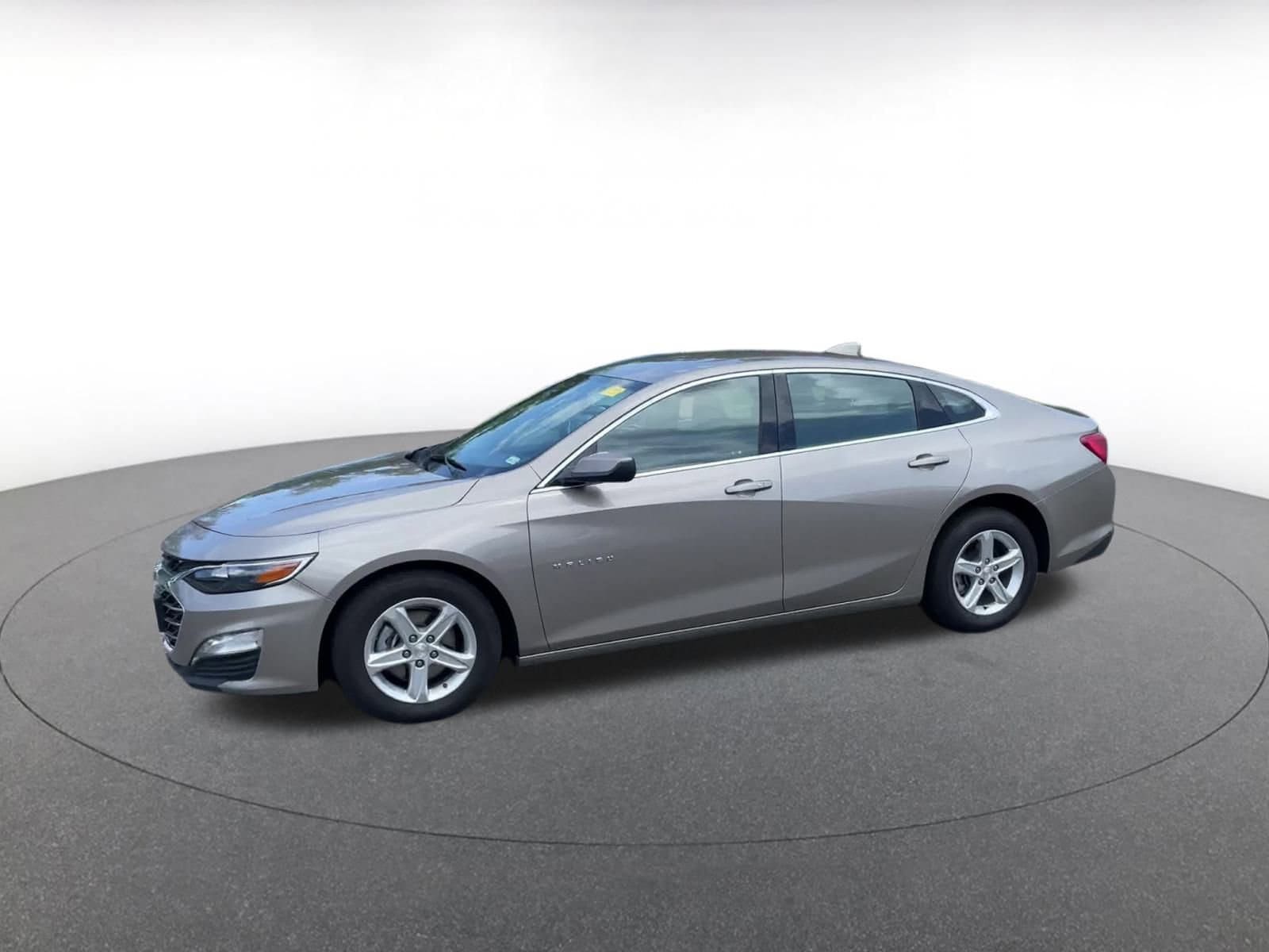 Thumbnail: 2024 Chevrolet Malibu - 7