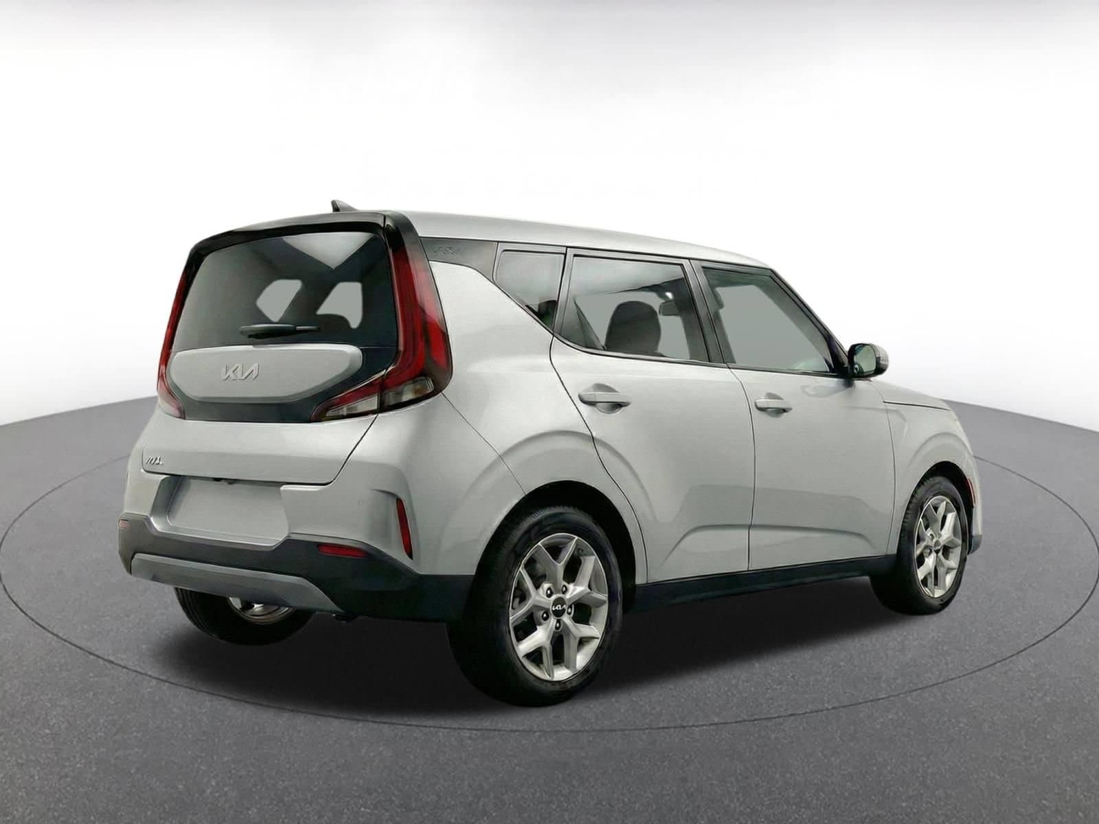 Thumbnail: 2025 Kia Soul - 10