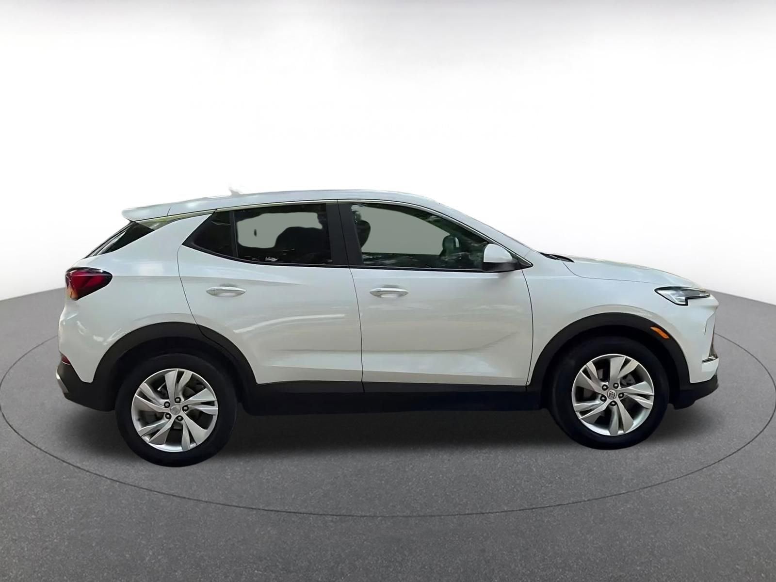 Thumbnail: 2025 Buick Encore GX - 16