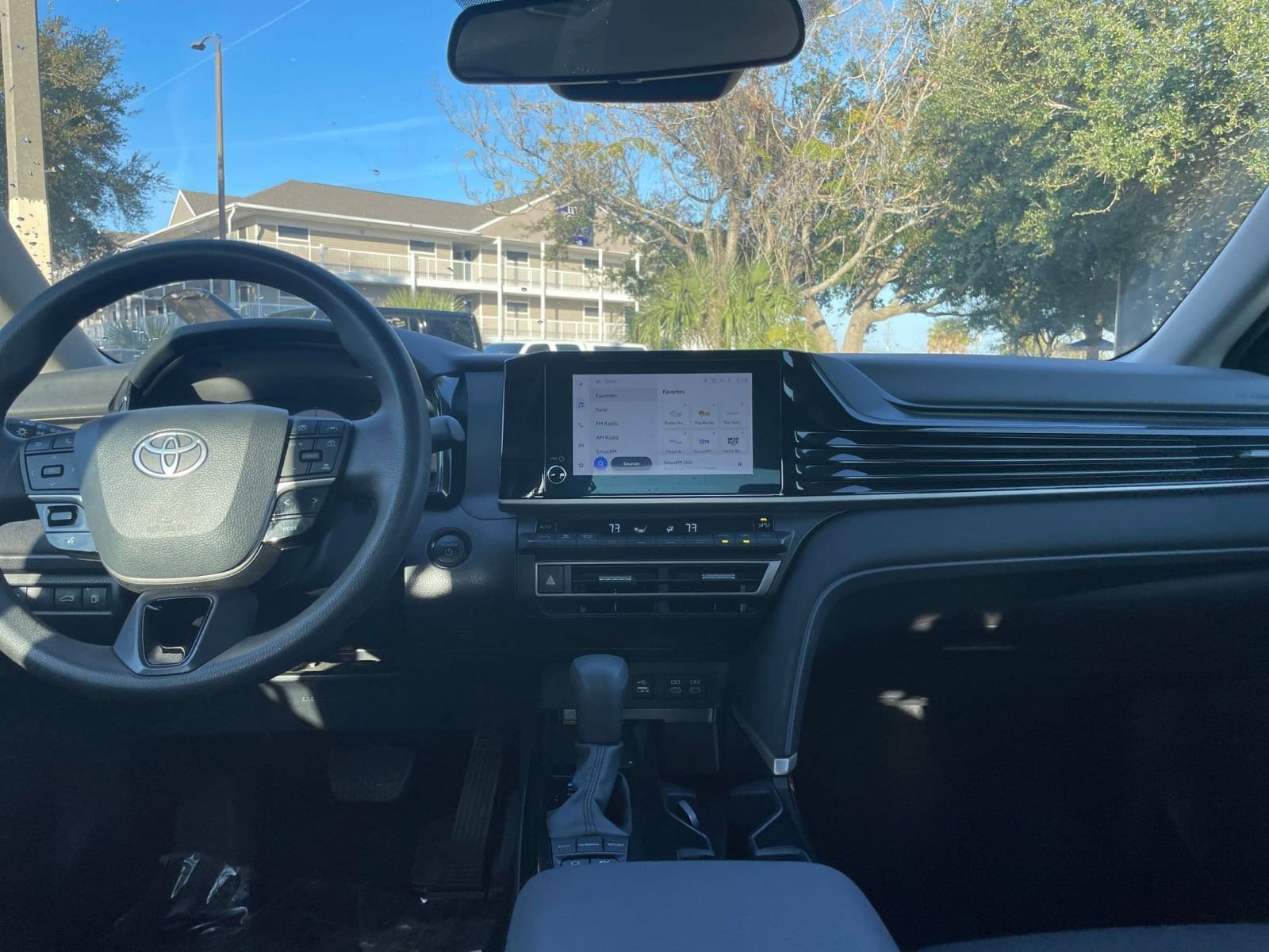 Thumbnail: 2025 Toyota Camry - 18