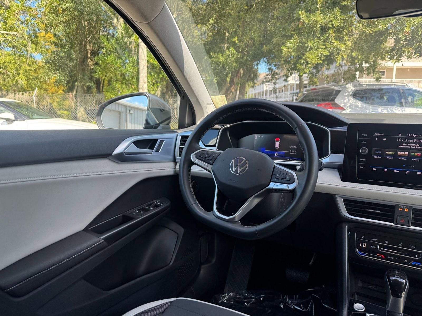 Thumbnail: 2025 Volkswagen Taos - 34