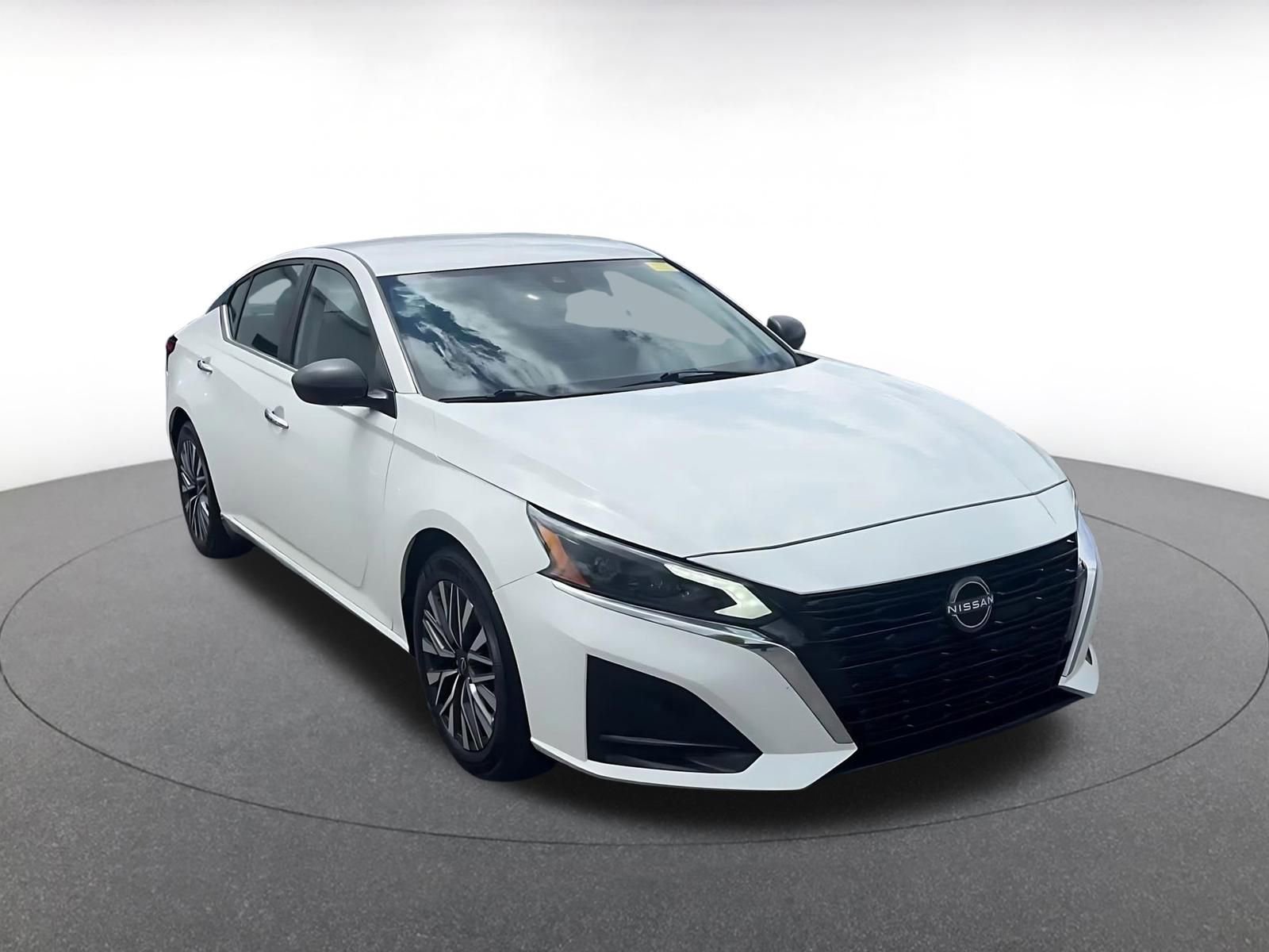 Thumbnail: 2025 Nissan Altima - 2