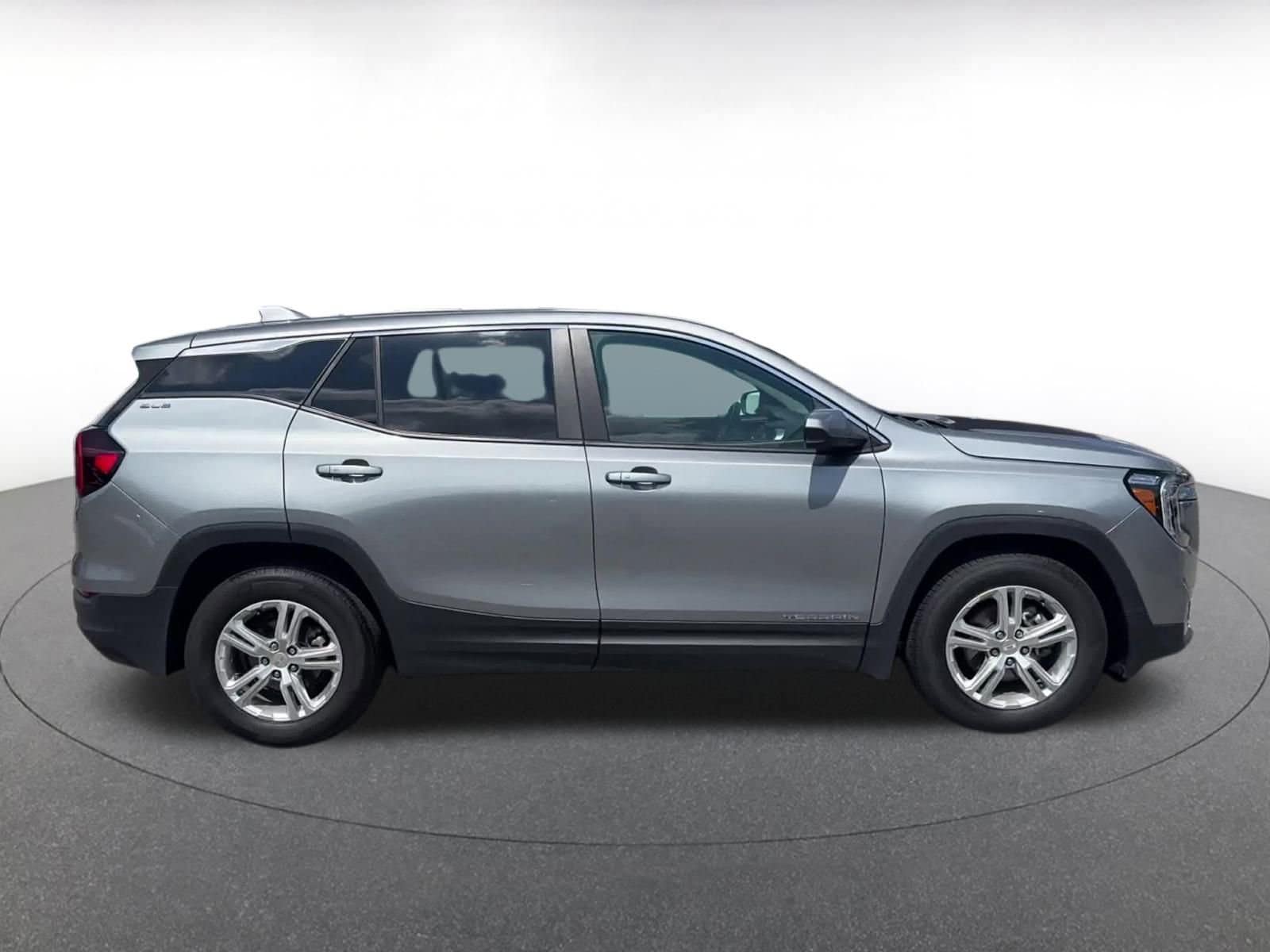 Thumbnail: 2024 GMC Terrain - 16