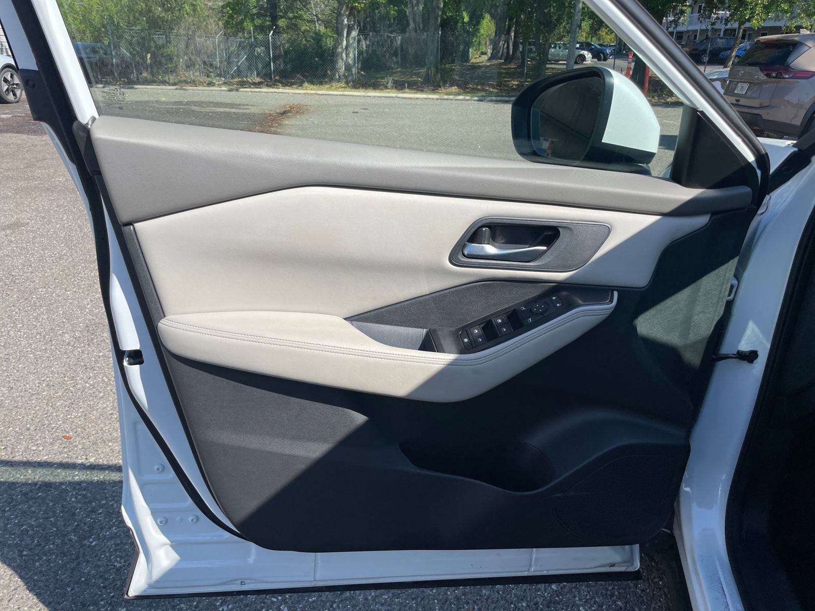 Thumbnail: 2025 Nissan Rogue - 18