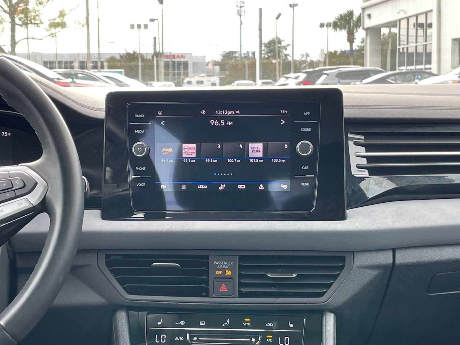 Thumbnail: 2025 Volkswagen Jetta - 21