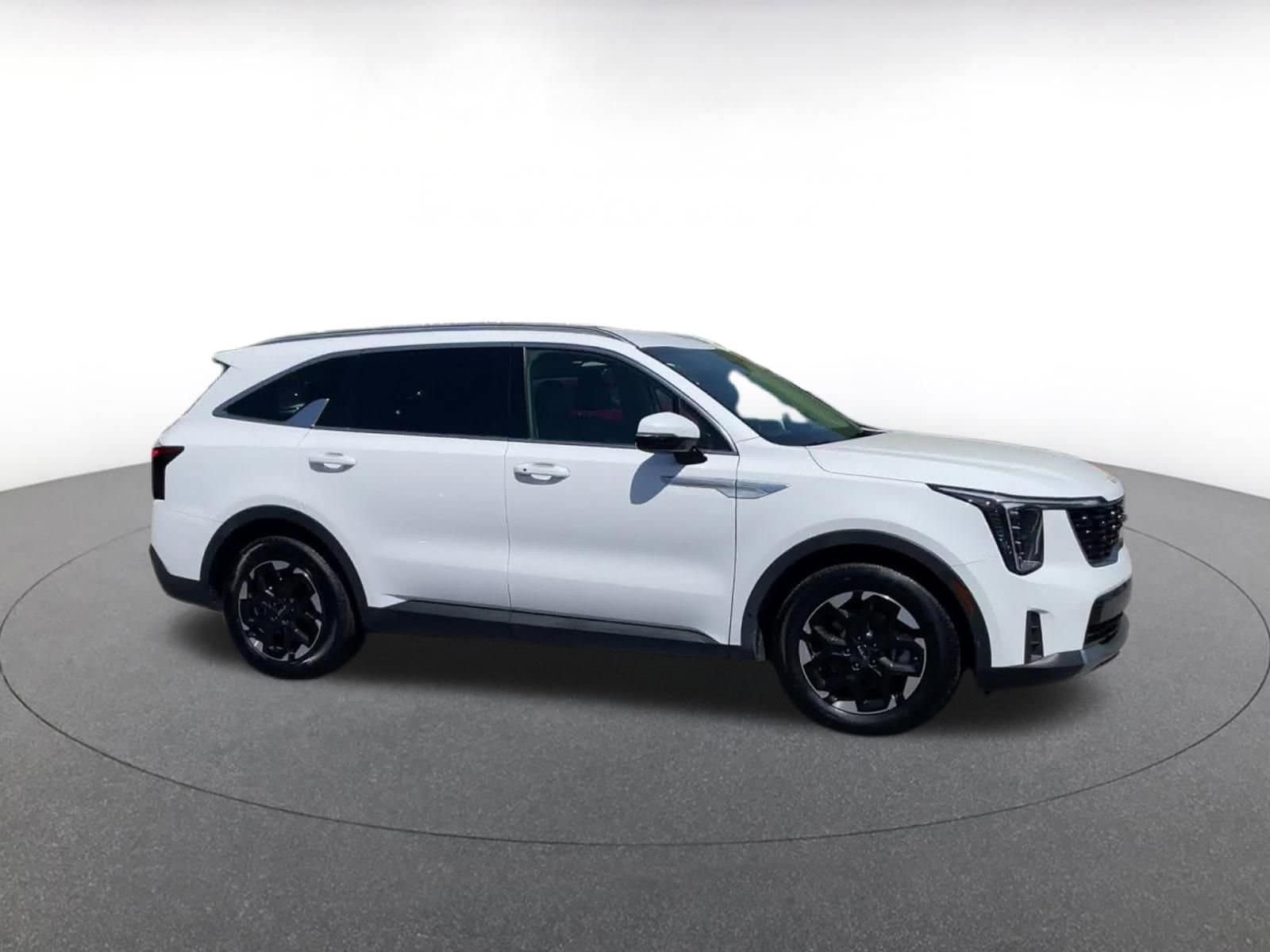 Thumbnail: 2024 Kia Sorento - 1