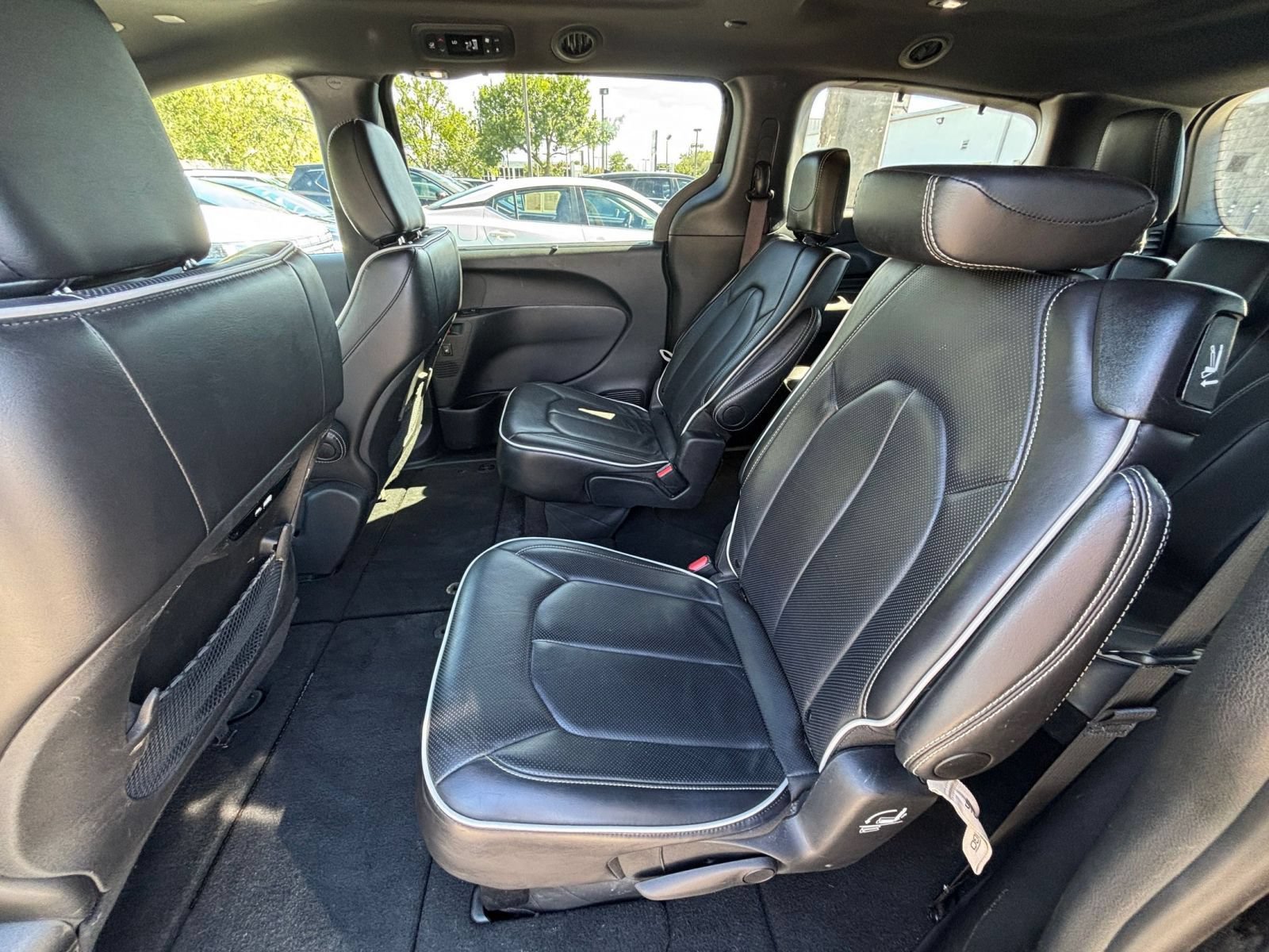 Thumbnail: 2025 Chrysler Pacifica - 24