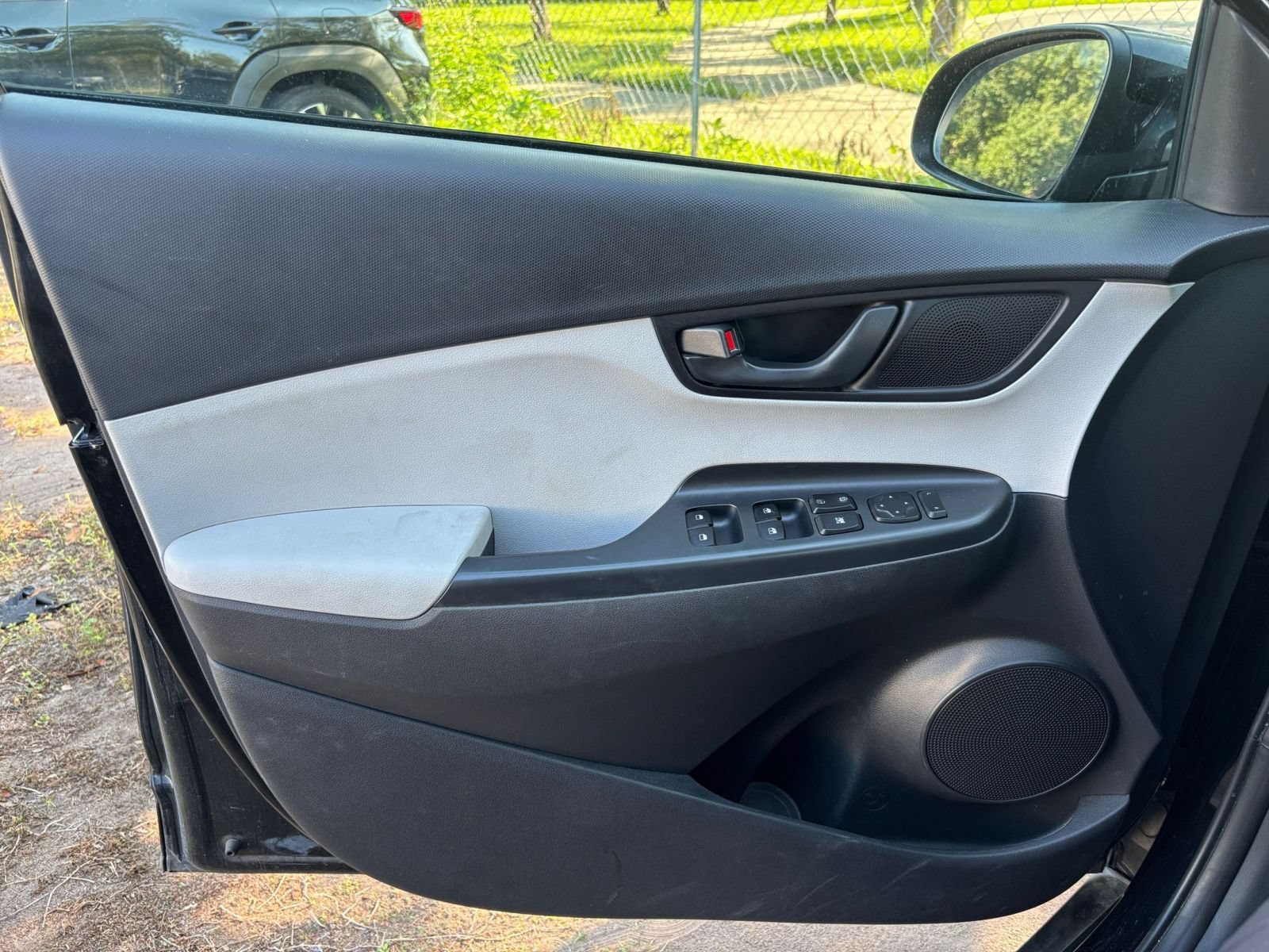 Thumbnail: 2023 Hyundai Kona - 18