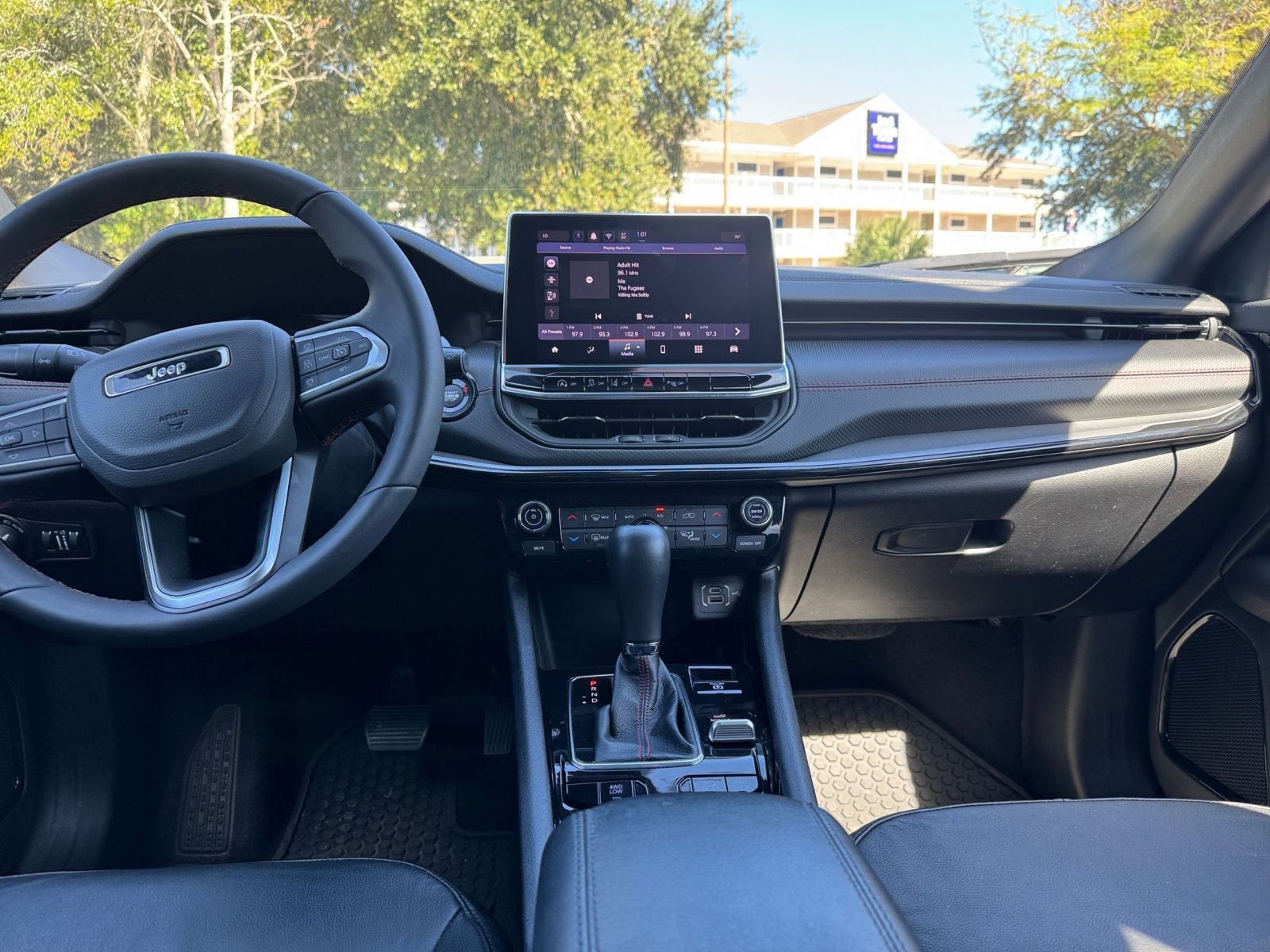 Thumbnail: 2025 Jeep Compass - 18