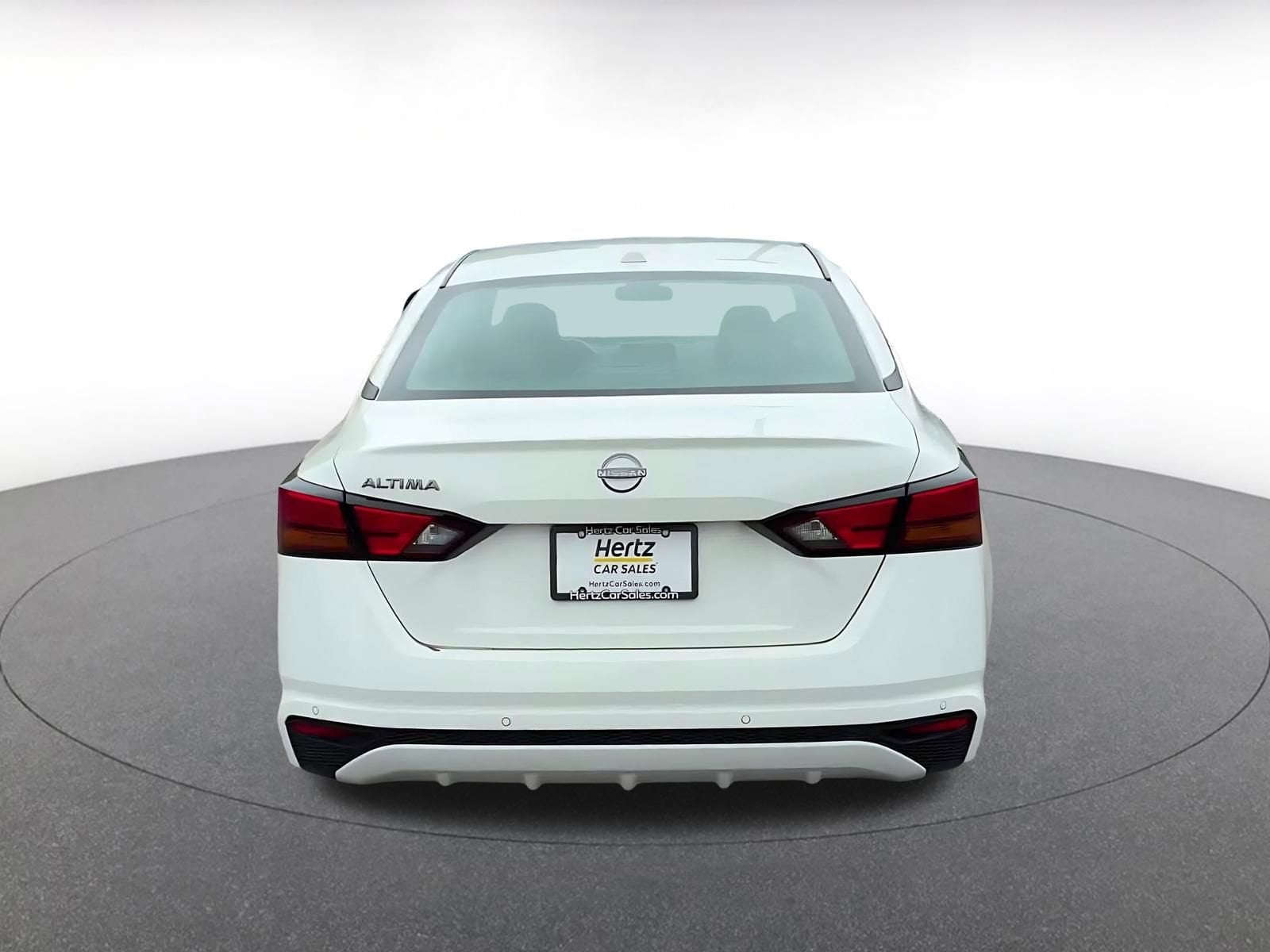 Thumbnail: 2025 Nissan Altima - 11