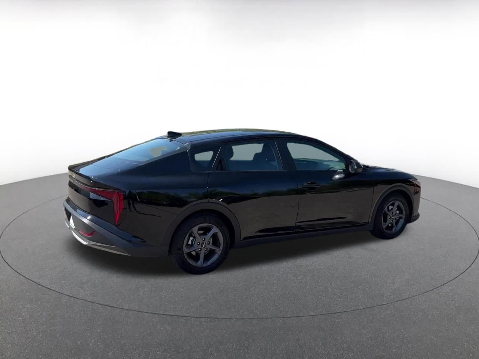 Thumbnail: 2025 Kia K4 - 12