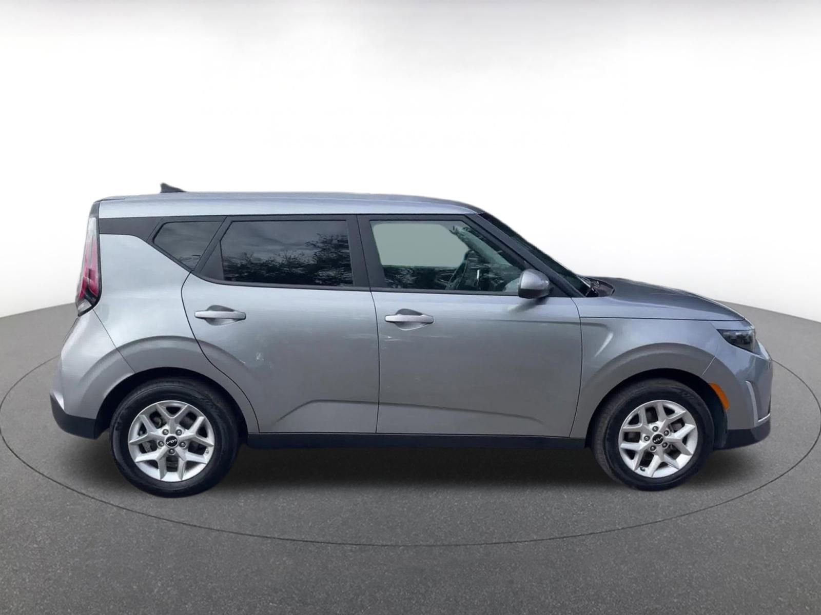 Thumbnail: 2025 Kia Soul - 16
