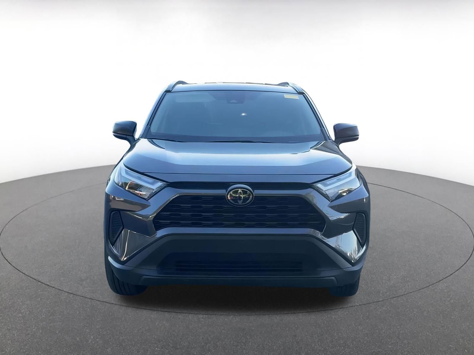 Thumbnail: 2025 Toyota RAV4 - 9