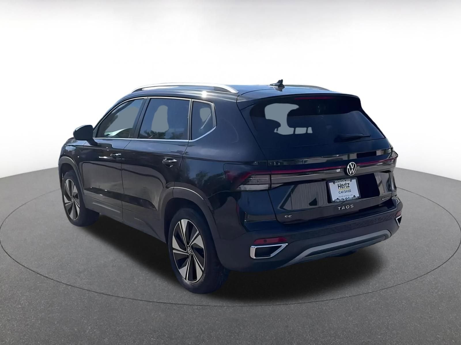 Thumbnail: 2025 Volkswagen Taos - 10