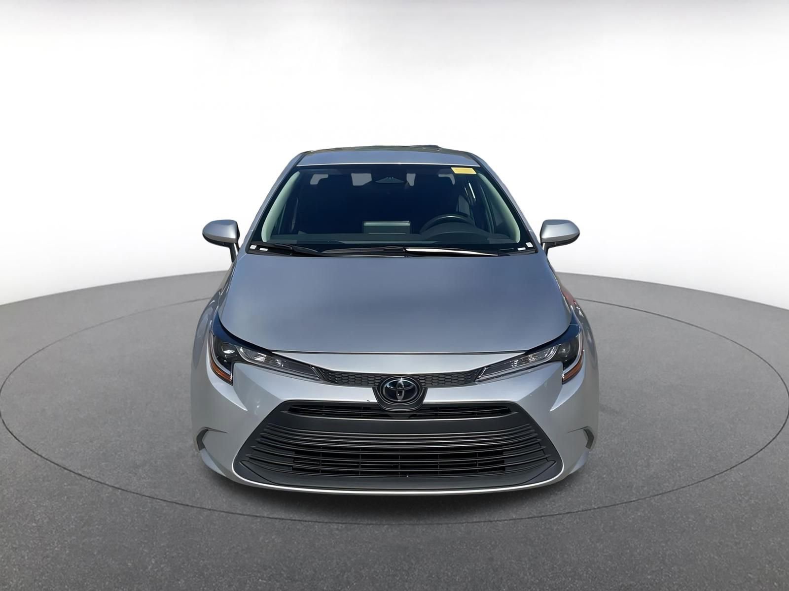 Thumbnail: 2025 Toyota Corolla - 3