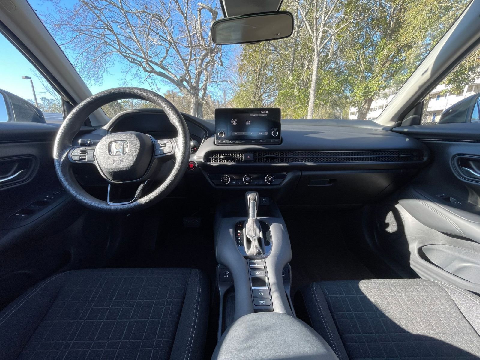 Thumbnail: 2025 Honda HR-V - 31