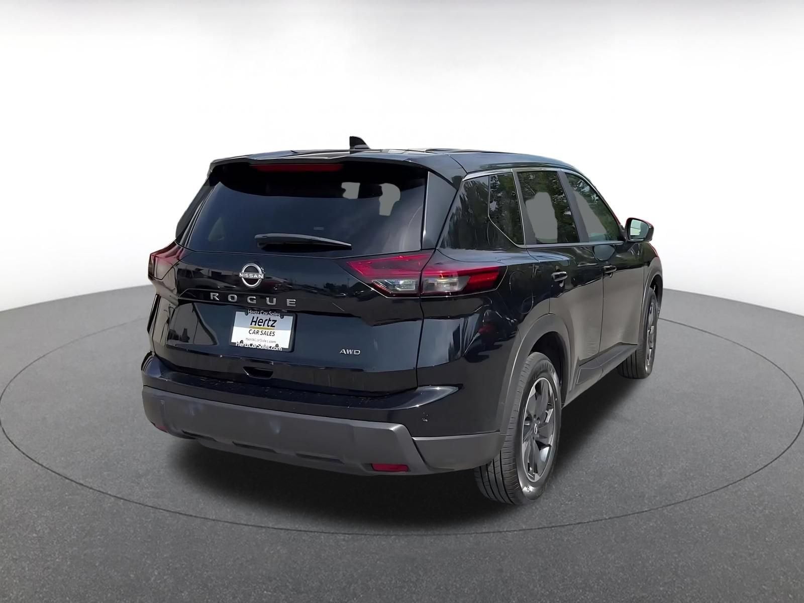 Thumbnail: 2025 Nissan Rogue - 14