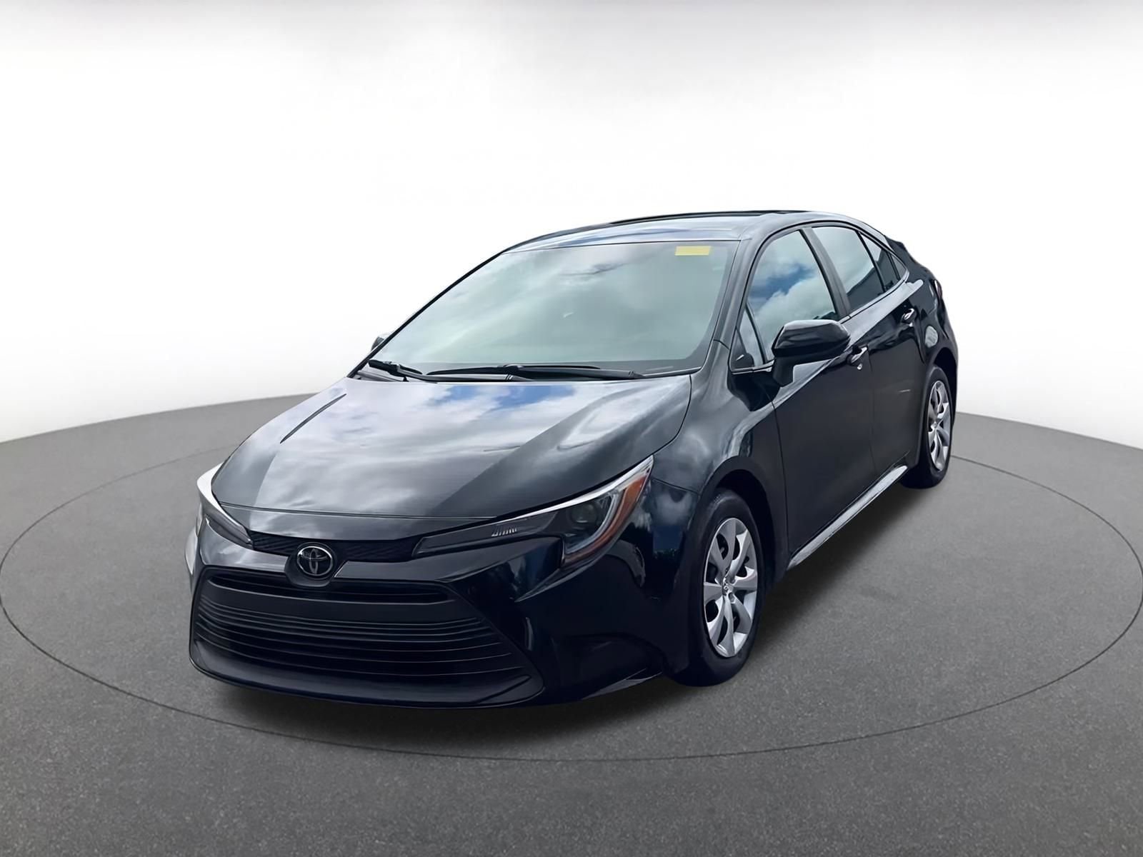 Thumbnail: 2024 Toyota Corolla - 4