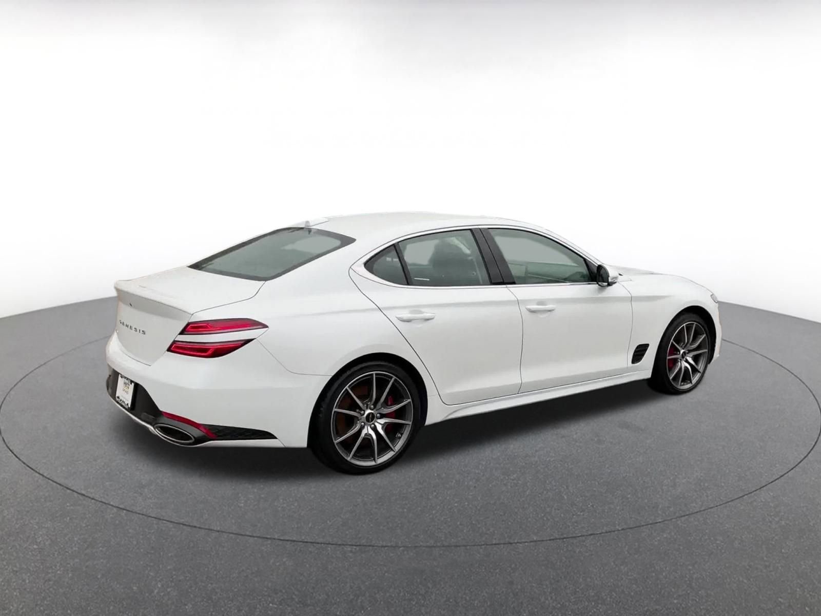 Thumbnail: 2025 Genesis G70 - 14