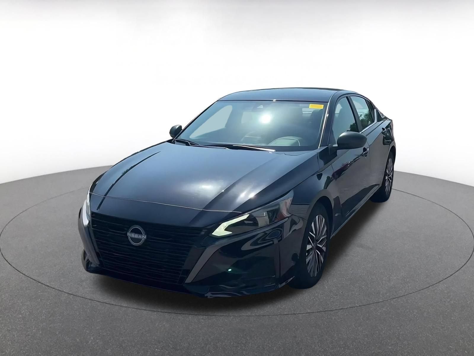 Thumbnail: 2026 Nissan Altima - 4