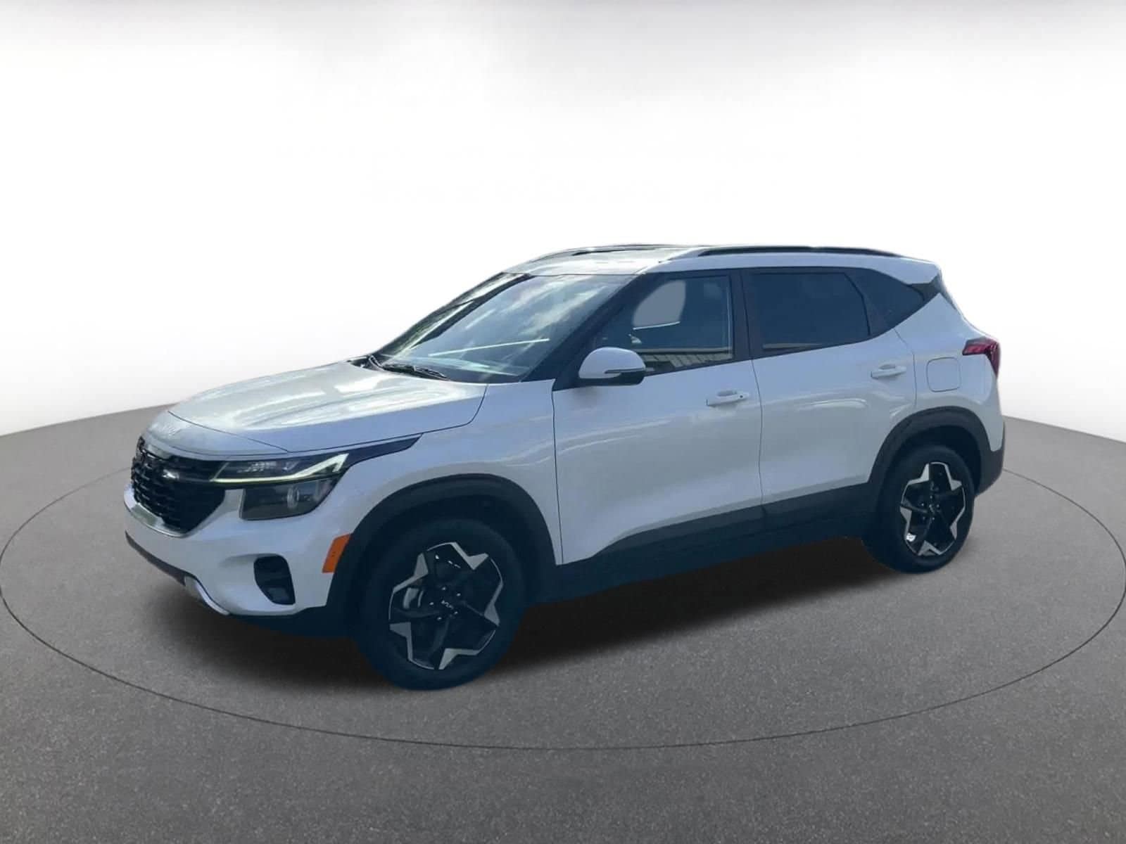 Thumbnail: 2025 Kia Seltos - 7