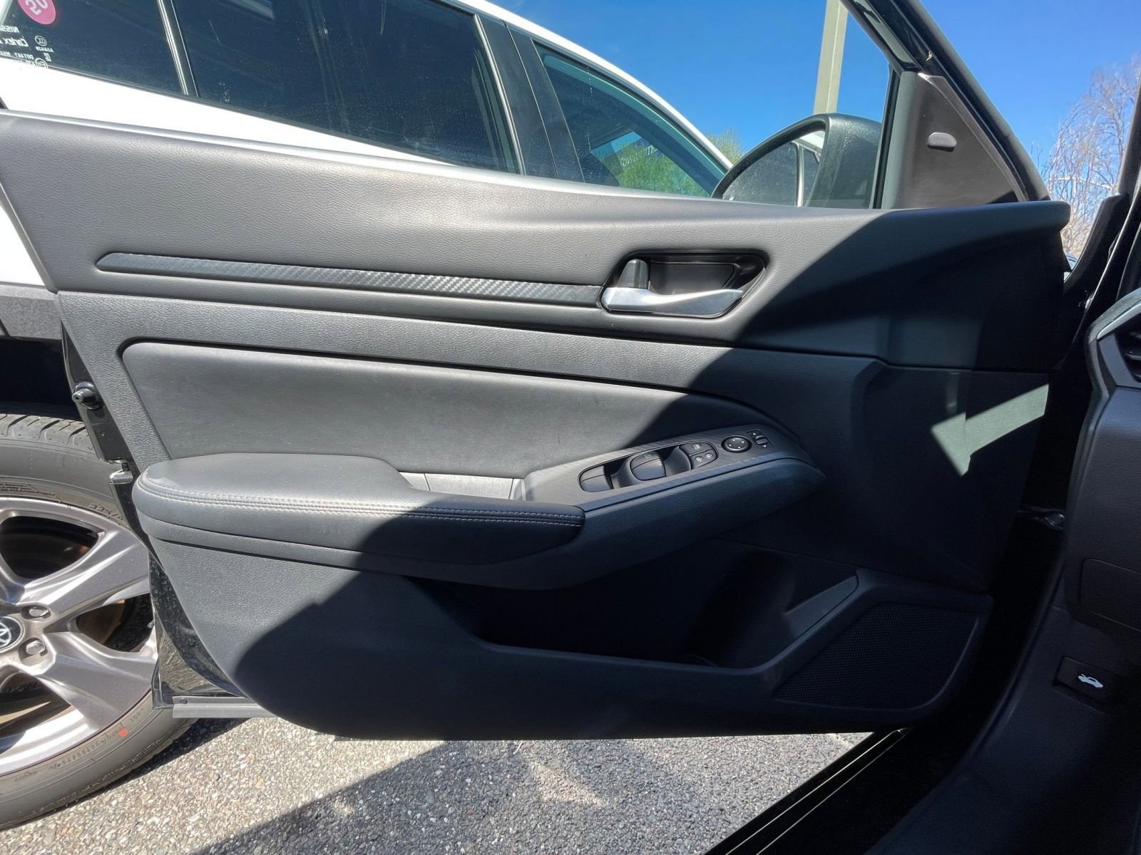 Thumbnail: 2025 Nissan Altima - 18