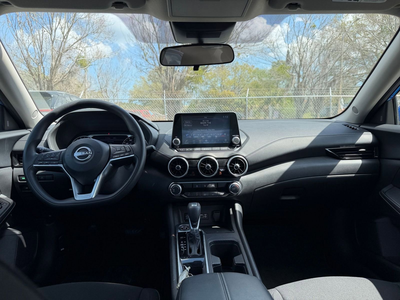 Thumbnail: 2025 Nissan Sentra - 31