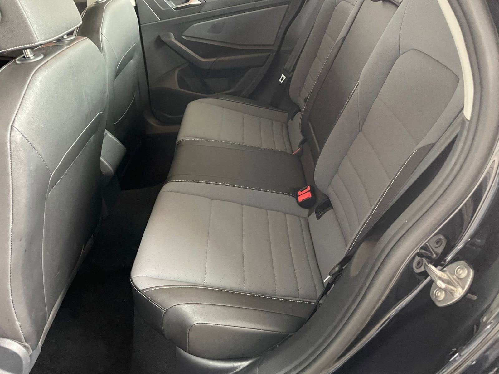 Thumbnail: 2025 Volkswagen Jetta - 22