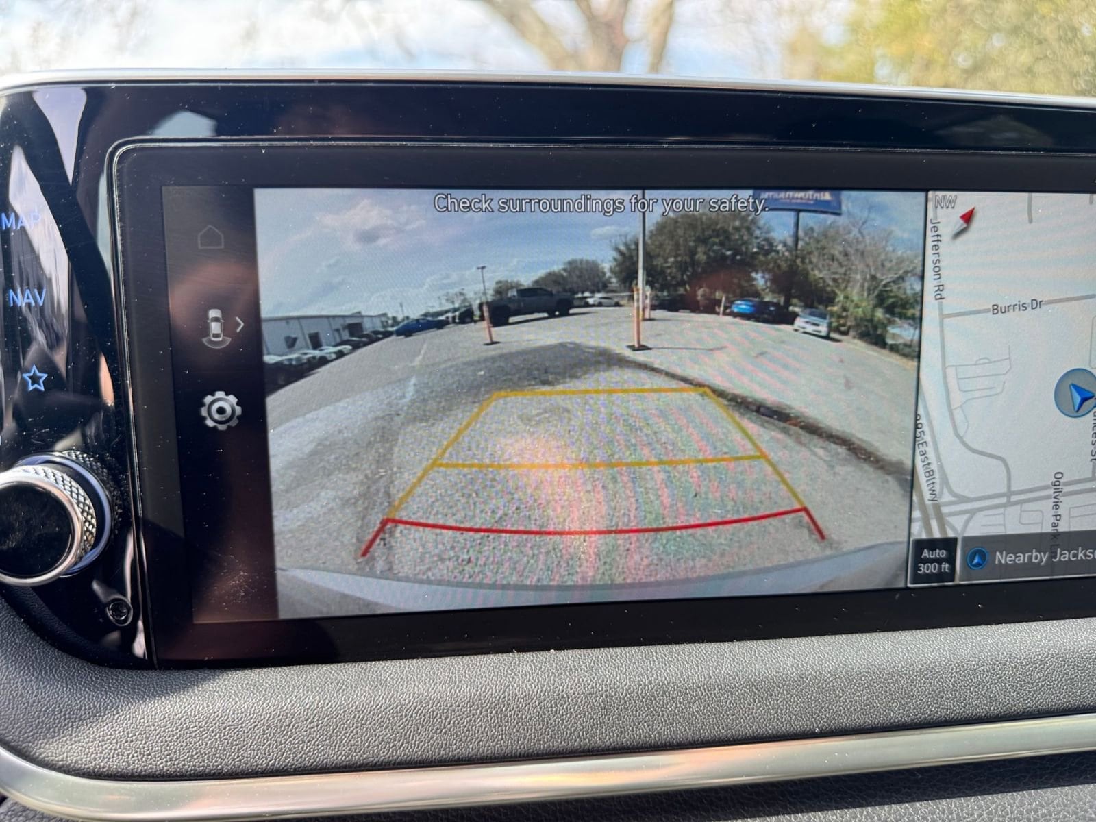 Thumbnail: 2023 Hyundai Sonata - 23