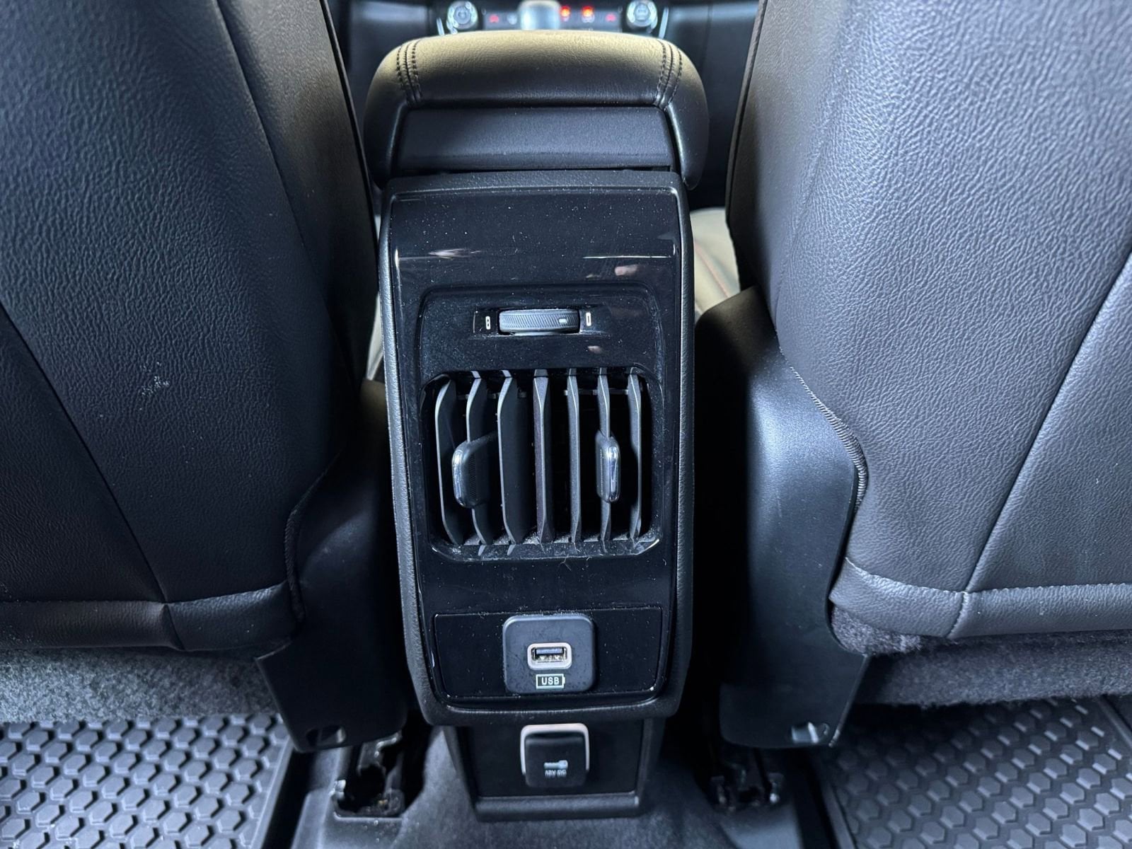 Thumbnail: 2025 Jeep Compass - 25