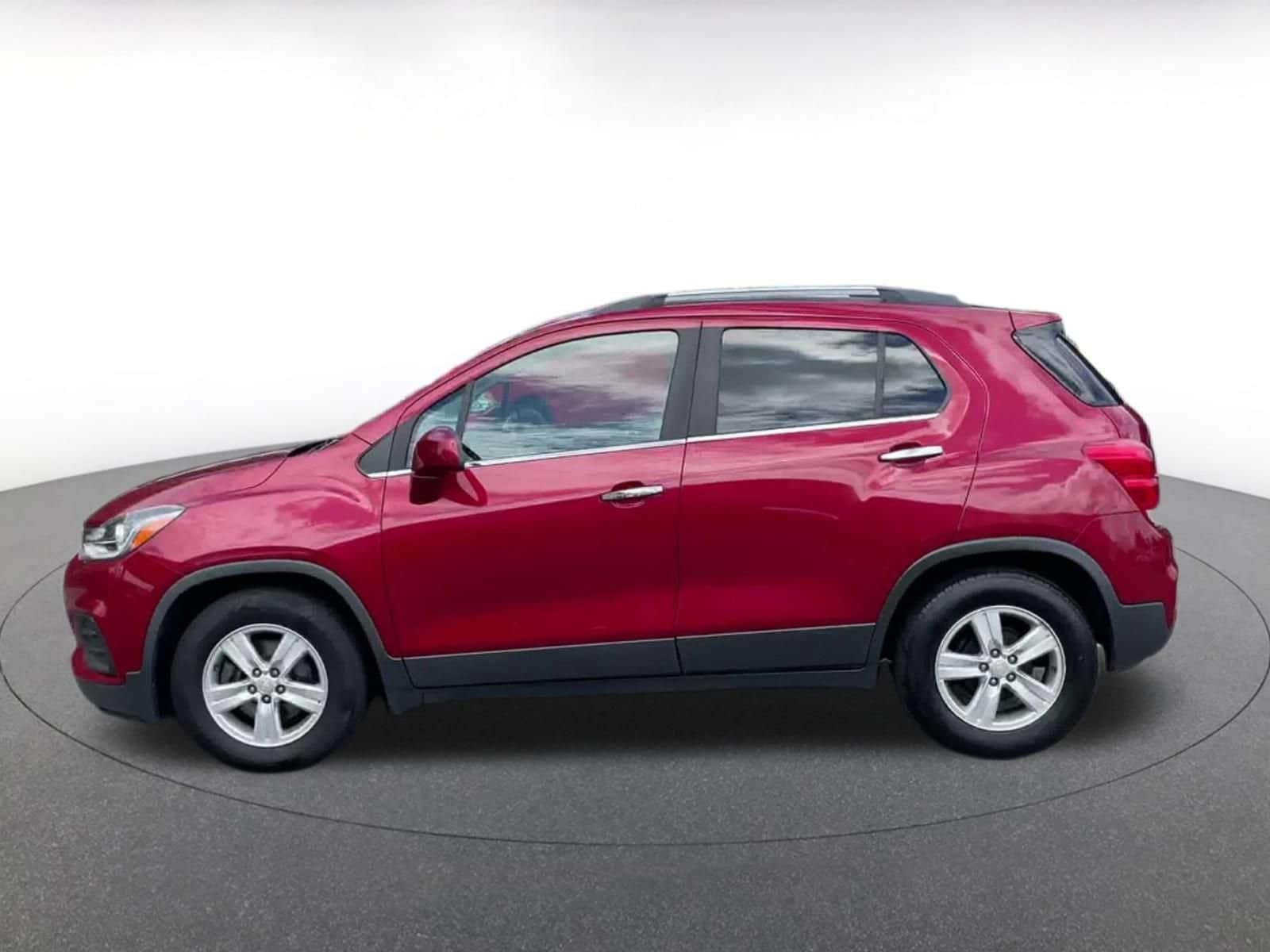 Thumbnail: 2020 Chevrolet Trax - 9