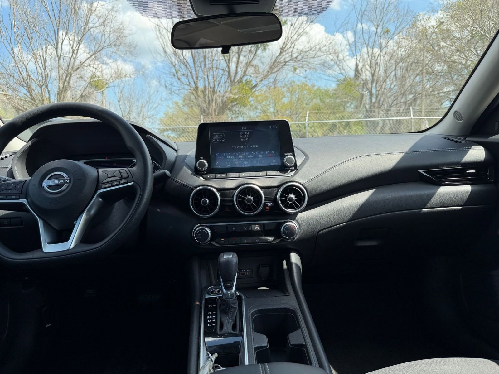 Thumbnail: 2025 Nissan Sentra - 17